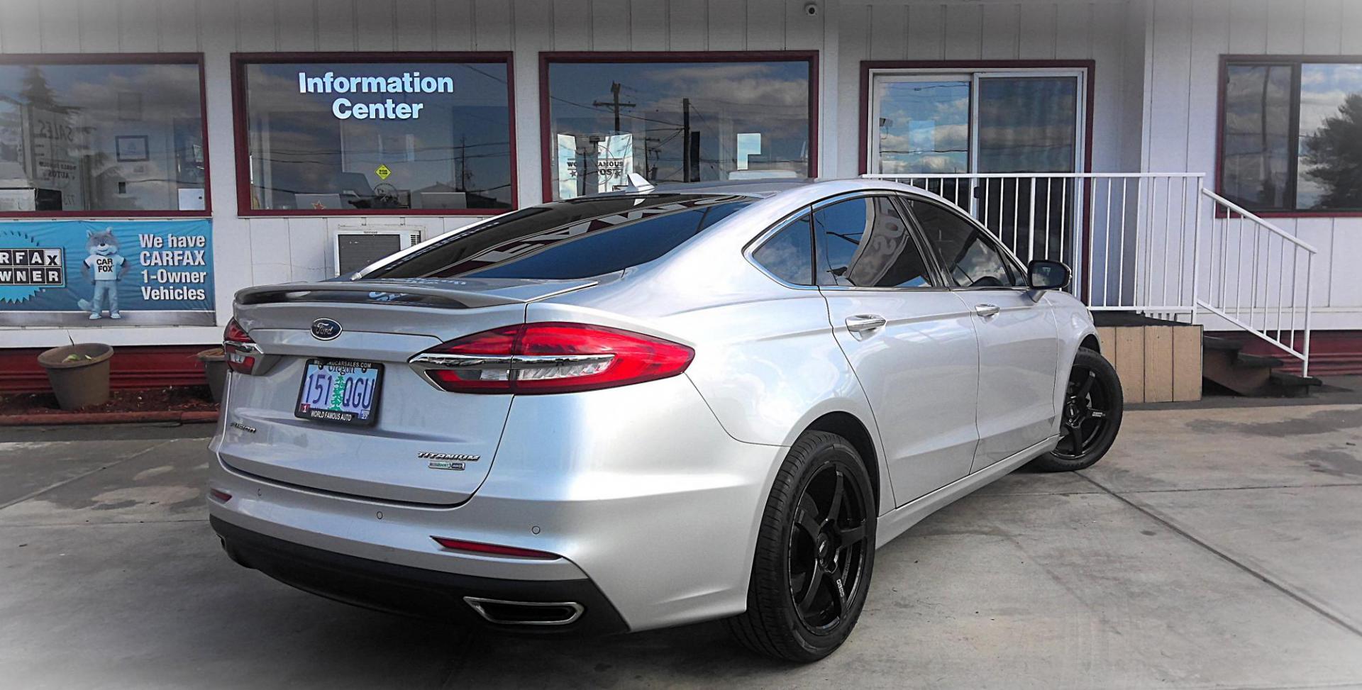 2019 SILVER Ford Fusion Titanium AWD (3FA6P0D94KR) with an 2.0L L4 DOHC 16V engine, 6A transmission, located at 502 S. Riverside Avenue, Medford, OR, 97501, (541) 773-3136, 42.322803, -122.867477 - Photo#2