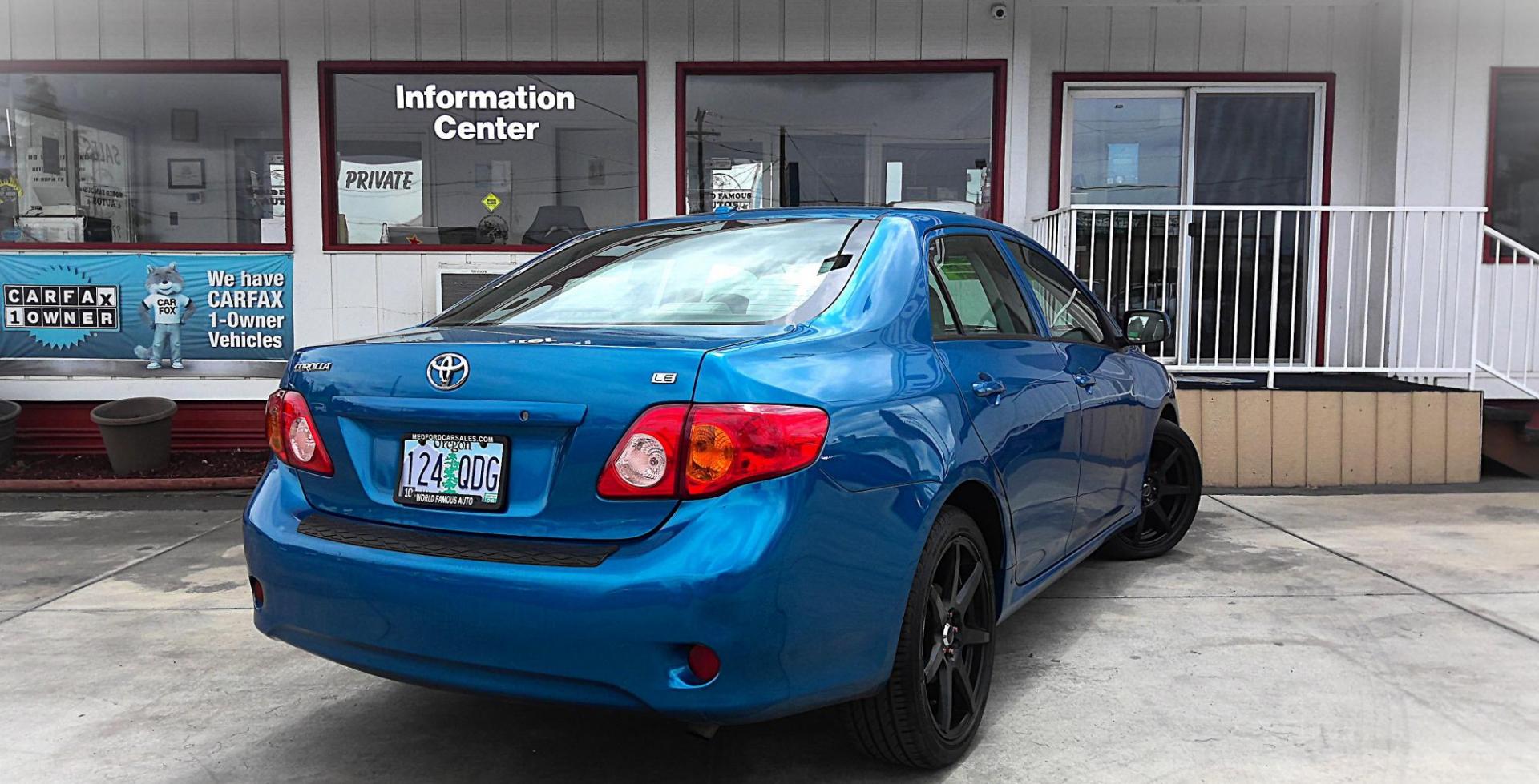 2009 BLUE Toyota Corolla Base 4-Speed AT (1NXBU40E29Z) with an 1.8L L4 DOHC 16V engine, 4-Speed Automatic Overdrive transmission, located at 502 S. Riverside Avenue, Medford, OR, 97501, (541) 773-3136, 42.322803, -122.867477 - Photo#2