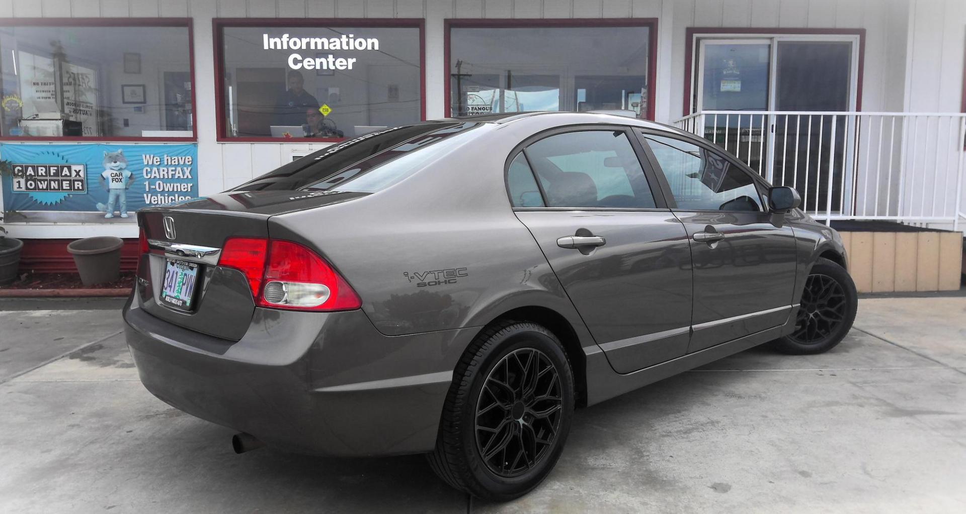 2010 BROWN Honda Civic LX Sedan 5-Speed AT (19XFA1F56AE) with an 1.8L L4 SOHC 16V engine, 5-Speed Automatic transmission, located at 502 S. Riverside Avenue, Medford, OR, 97501, (541) 773-3136, 42.322803, -122.867477 - Photo#2