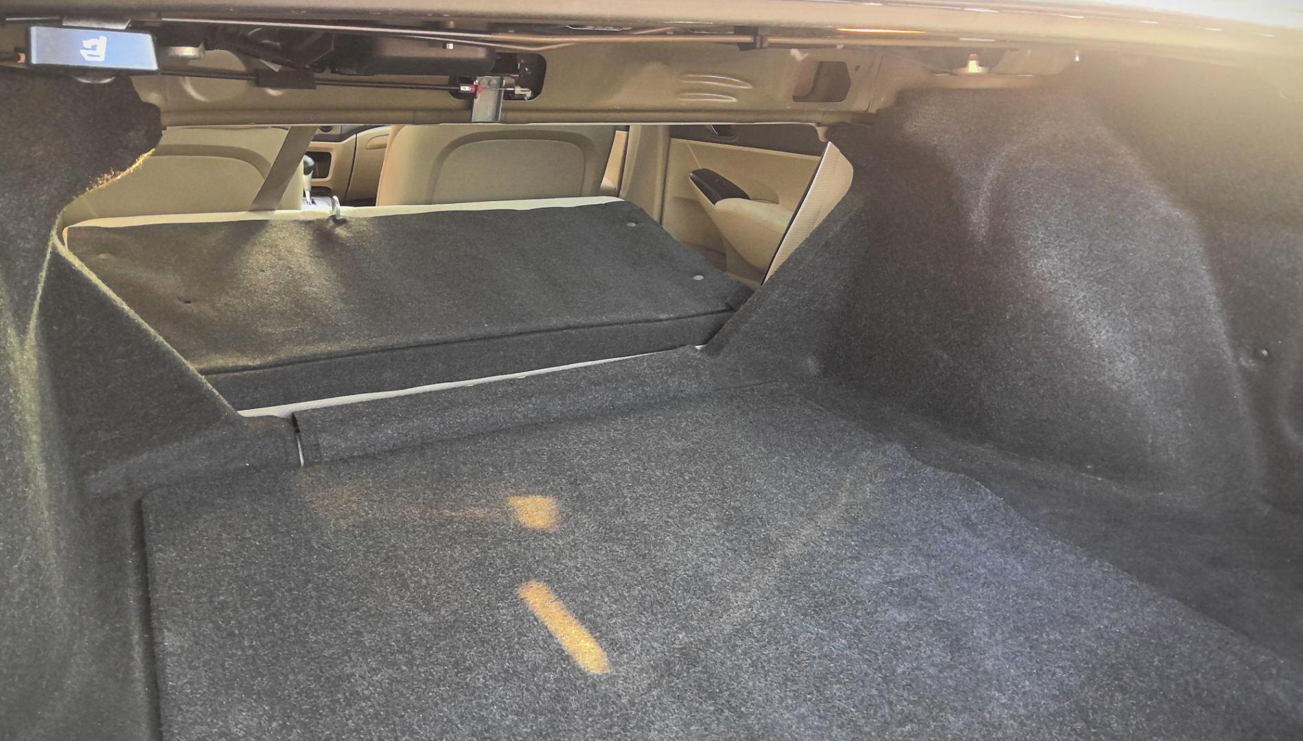 2010 BROWN Honda Civic LX Sedan 5-Speed AT (19XFA1F56AE) with an 1.8L L4 SOHC 16V engine, 5-Speed Automatic transmission, located at 502 S. Riverside Avenue, Medford, OR, 97501, (541) 773-3136, 42.322803, -122.867477 - Photo#5