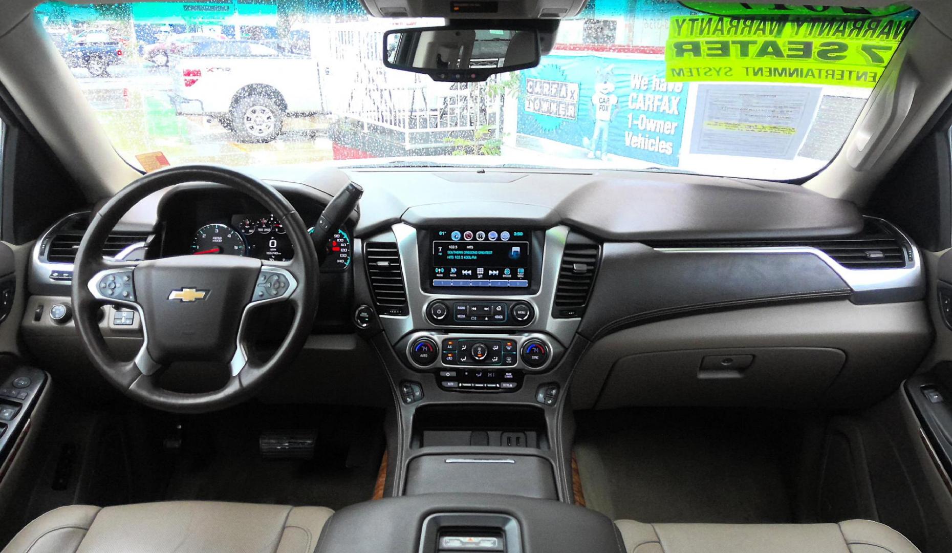 2017 GOLD Chevrolet Suburban Premier 4WD (1GNSKJKCXHR) with an 5.3L V8 OHV 16V engine, 6A transmission, located at 502 S. Riverside Avenue, Medford, OR, 97501, (541) 773-3136, 42.322803, -122.867477 - Photo#14