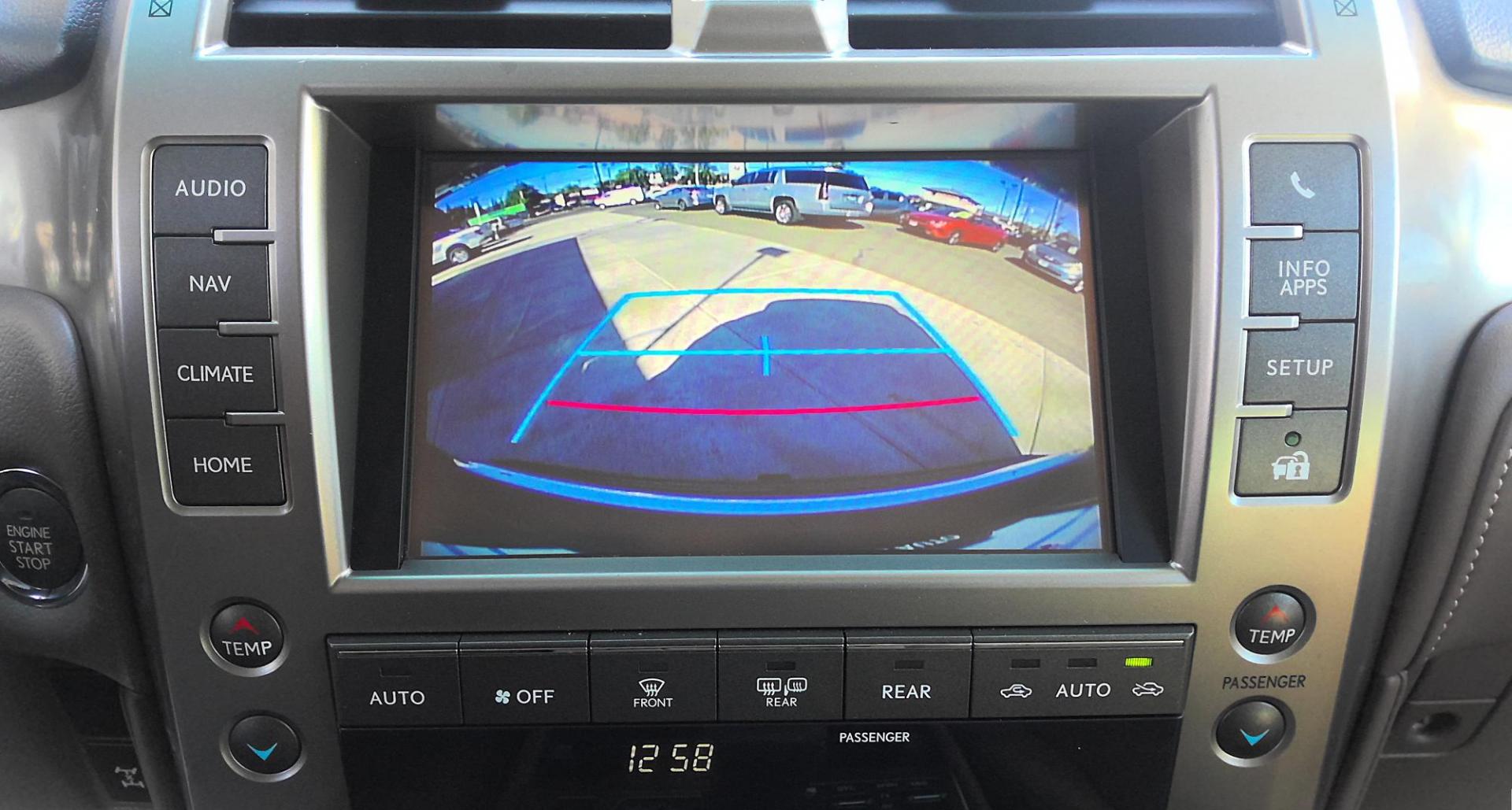 2016 BLACK Lexus GX 460 Luxury (JTJJM7FX4G5) with an 4.6L V8 DOHC 32V engine, 6A transmission, located at 502 S. Riverside Avenue, Medford, OR, 97501, (541) 773-3136, 42.322803, -122.867477 - Photo#16