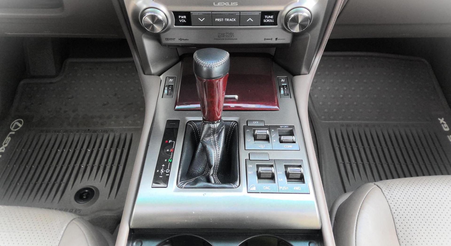 2016 BLACK Lexus GX 460 Luxury (JTJJM7FX4G5) with an 4.6L V8 DOHC 32V engine, 6A transmission, located at 502 S. Riverside Avenue, Medford, OR, 97501, (541) 773-3136, 42.322803, -122.867477 - Photo#11