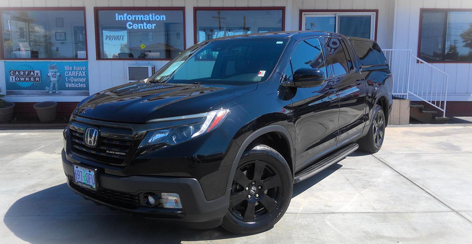 2017 BLACK Honda Ridgeline Black Edition AWD (5FPYK3F86HB) with an 3.5L V6 SOHC 24V engine, 6A transmission, located at 502 S. Riverside Avenue, Medford, OR, 97501, (541) 773-3136, 42.322803, -122.867477 - Photo#1