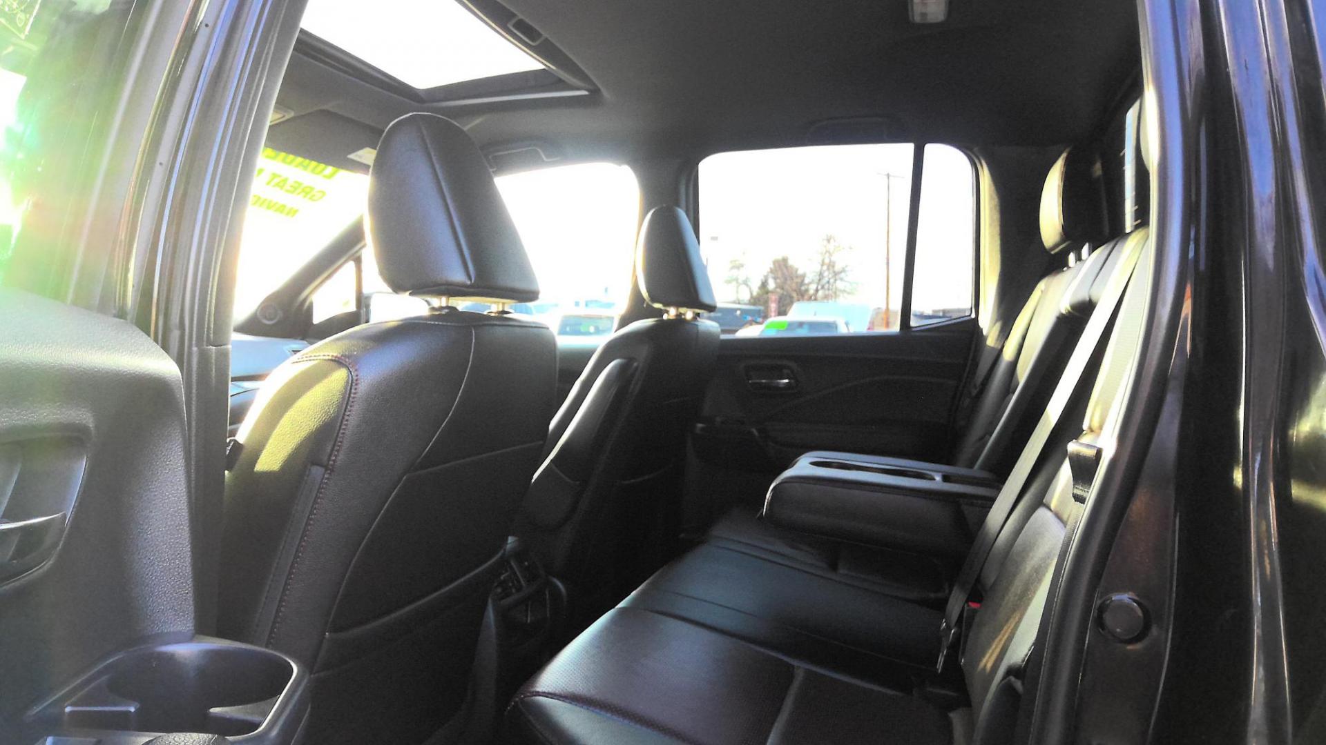 2017 BLACK Honda Ridgeline Black Edition AWD (5FPYK3F86HB) with an 3.5L V6 SOHC 24V engine, 6A transmission, located at 502 S. Riverside Avenue, Medford, OR, 97501, (541) 773-3136, 42.322803, -122.867477 - Photo#5