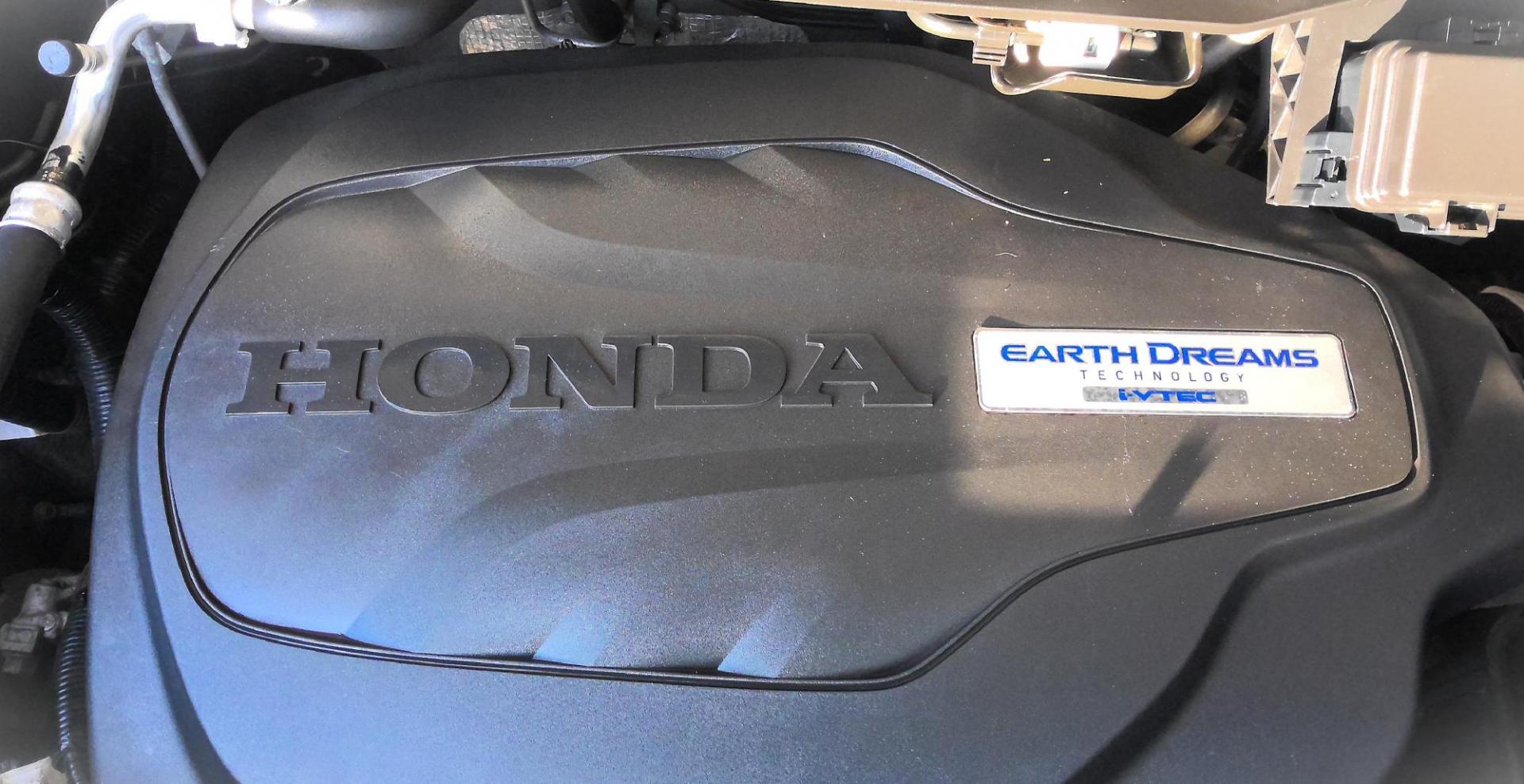 2017 BLACK Honda Ridgeline Black Edition AWD (5FPYK3F86HB) with an 3.5L V6 SOHC 24V engine, 6A transmission, located at 502 S. Riverside Avenue, Medford, OR, 97501, (541) 773-3136, 42.322803, -122.867477 - Photo#9