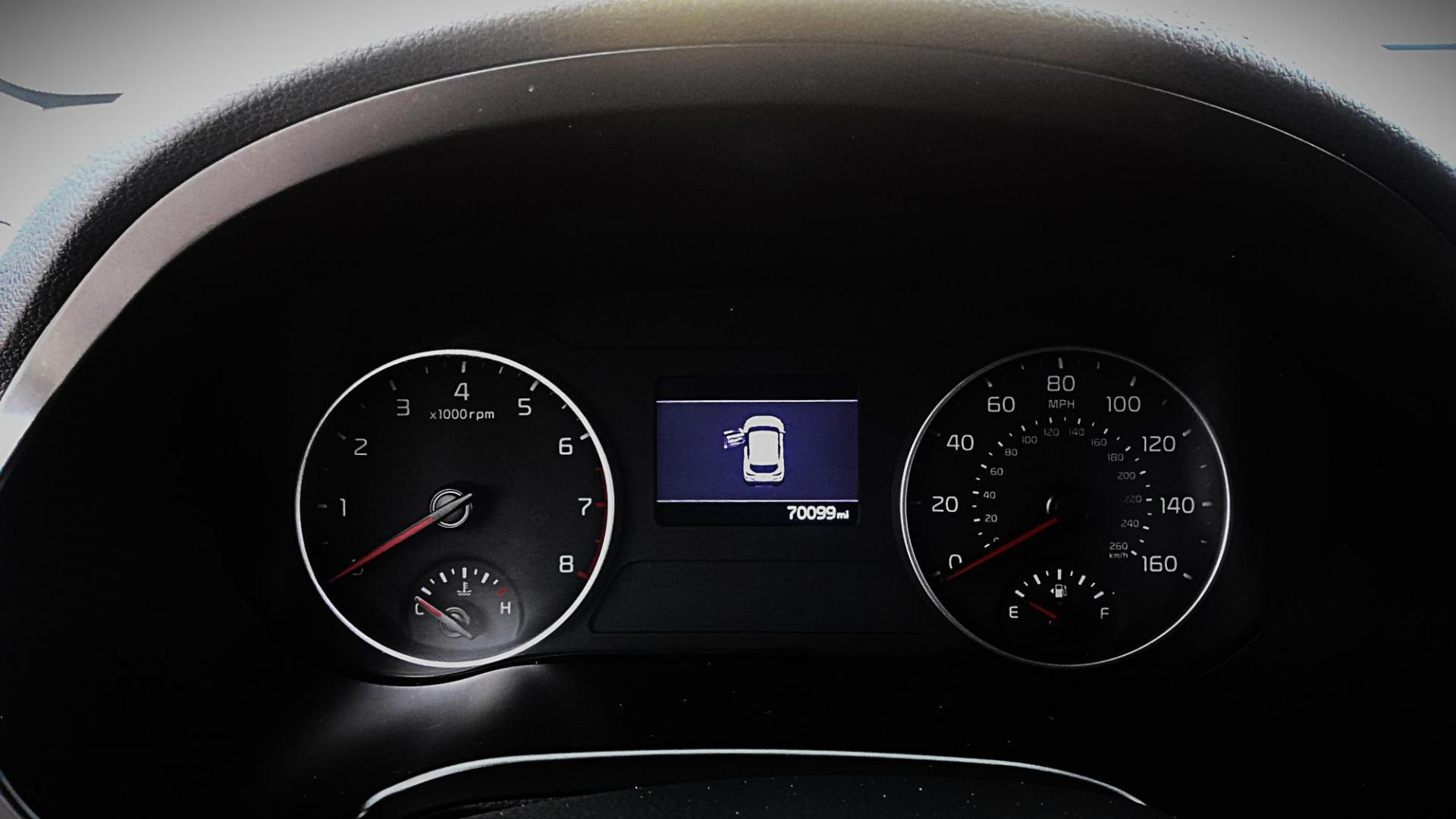 2021 BLUE Kia Seltos S AWD (KNDEUCAA0M7) with an 2.0L L4 DOHC 16V engine, CVT transmission, located at 502 S. Riverside Avenue, Medford, OR, 97501, (541) 773-3136, 42.322803, -122.867477 - Photo#9