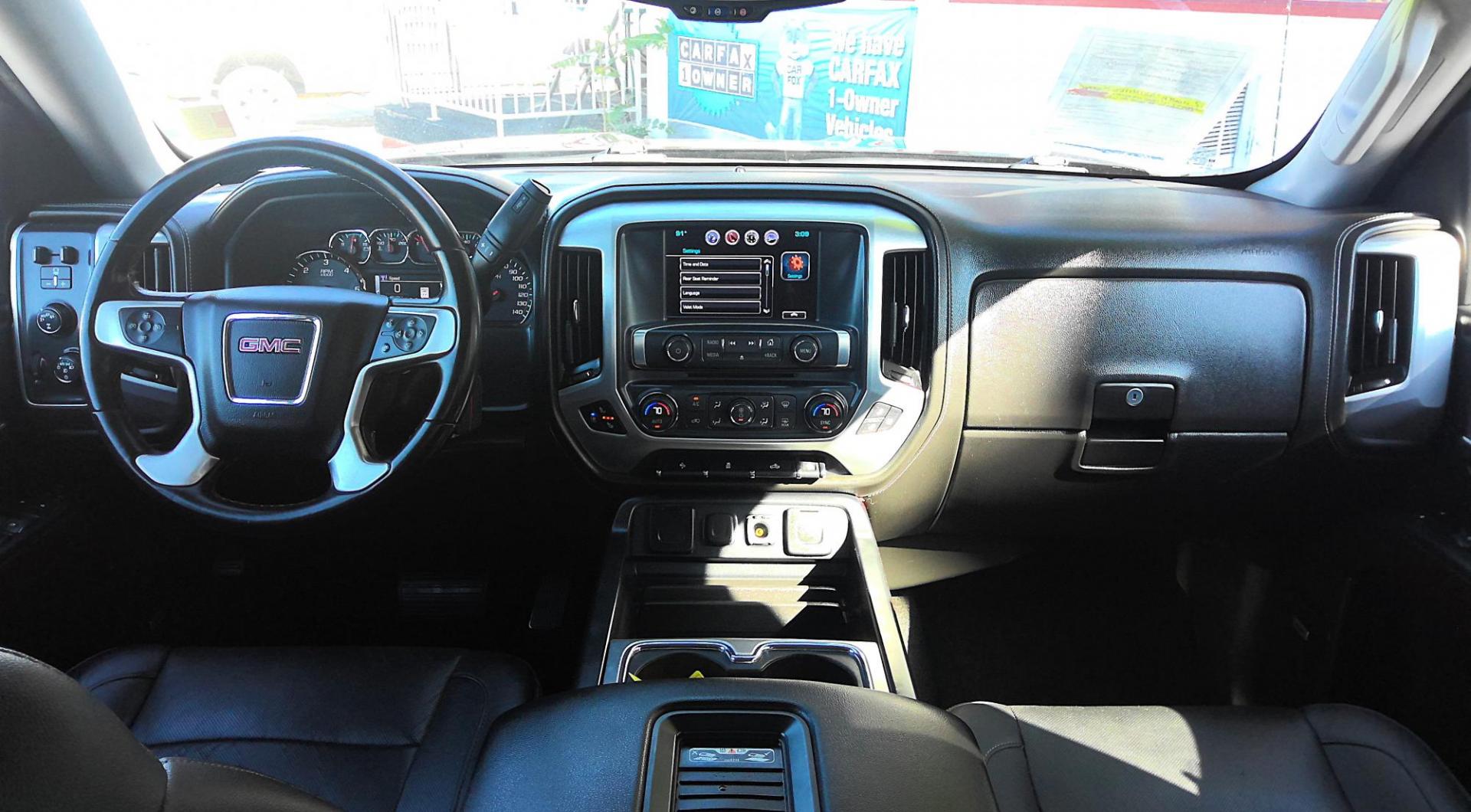 2018 BLACK GMC Sierra 1500 SLT Crew Cab Short Box 4WD (3GTU2NEC6JG) with an 5.3L V8 OHV 16V engine, 6A transmission, located at 502 S. Riverside Avenue, Medford, OR, 97501, (541) 773-3136, 42.322803, -122.867477 - Photo#7