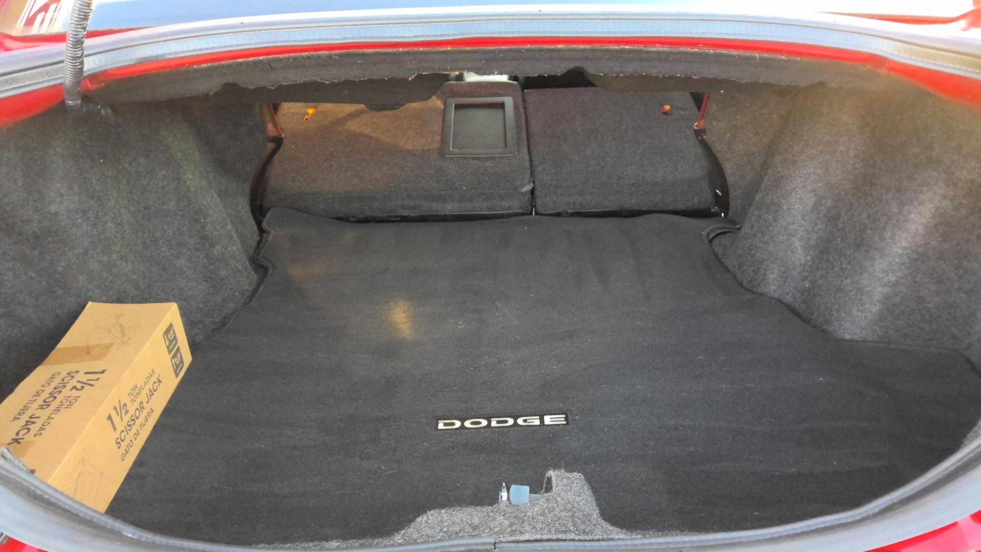 2013 RED Dodge Avenger SXT (1C3CDZCB9DN) with an 2.4L L4 DOHC 16V engine, 6-Speed Automatic transmission, located at 502 S. Riverside Avenue, Medford, OR, 97501, (541) 773-3136, 42.322803, -122.867477 - Photo#6