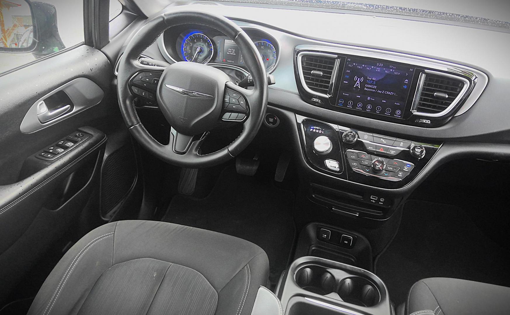 2018 BLACK Chrysler Pacifica Touring Plus (2C4RC1FG0JR) with an 3.6L V6 DOHC 24V engine, 9A transmission, located at 502 S. Riverside Avenue, Medford, OR, 97501, (541) 773-3136, 42.322803, -122.867477 - Photo#12