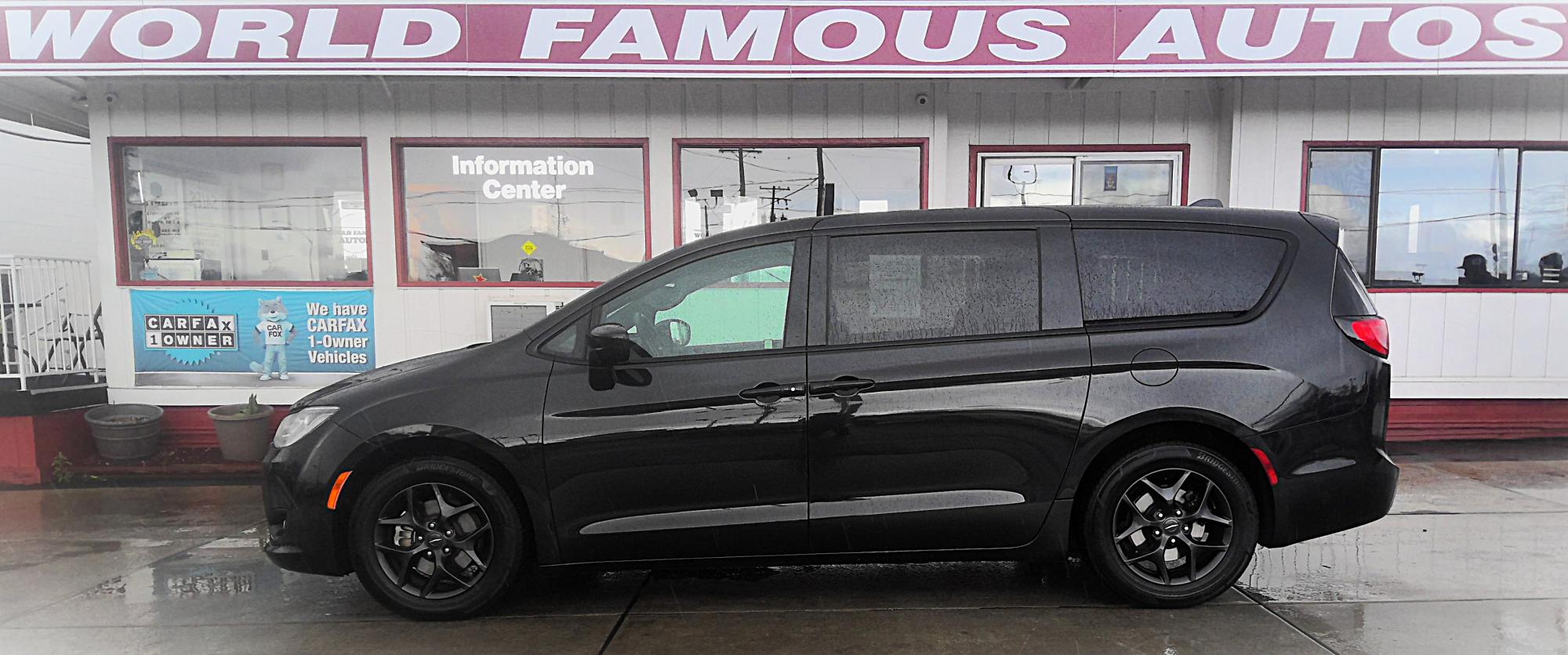 photo of 2018 Chrysler Pacifica Touring Plus