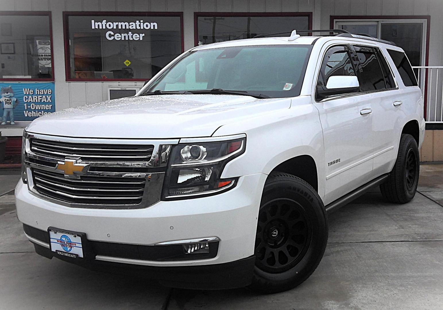 2020 WHITE Chevrolet Tahoe Premier 4WD (1GNSKCKJ0LR) with an 6.2L V8 OHV 16V engine, 6A transmission, located at 502 S. Riverside Avenue, Medford, OR, 97501, (541) 773-3136, 42.322803, -122.867477 - Photo#1