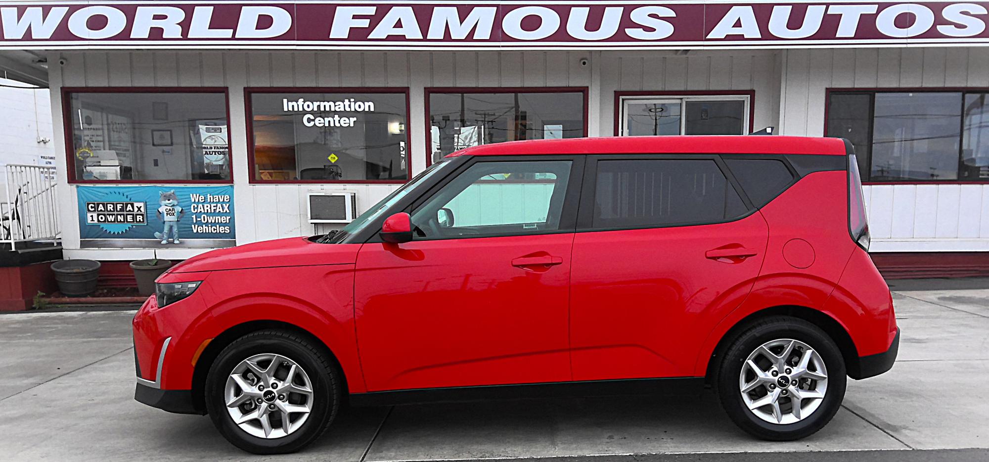 photo of 2023 Kia Soul LX CVT