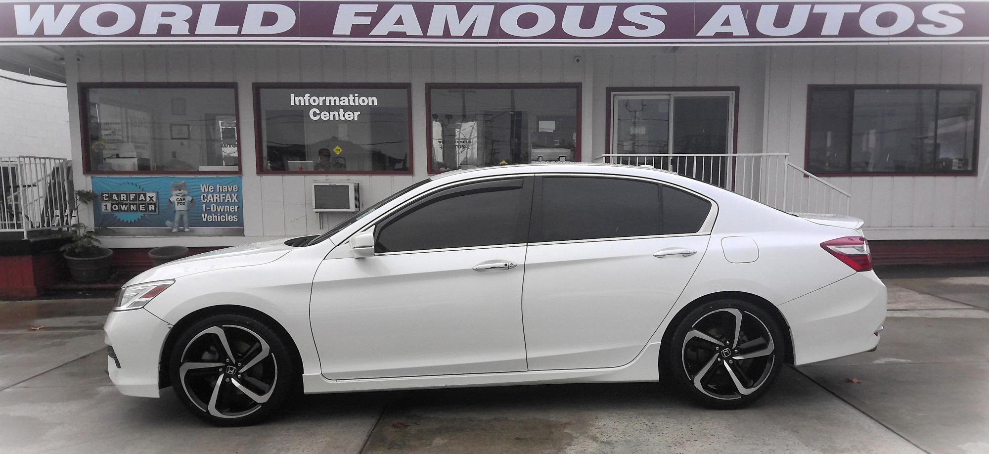 photo of 2016 Honda Accord Touring V6 Sedan 6-Spd AT