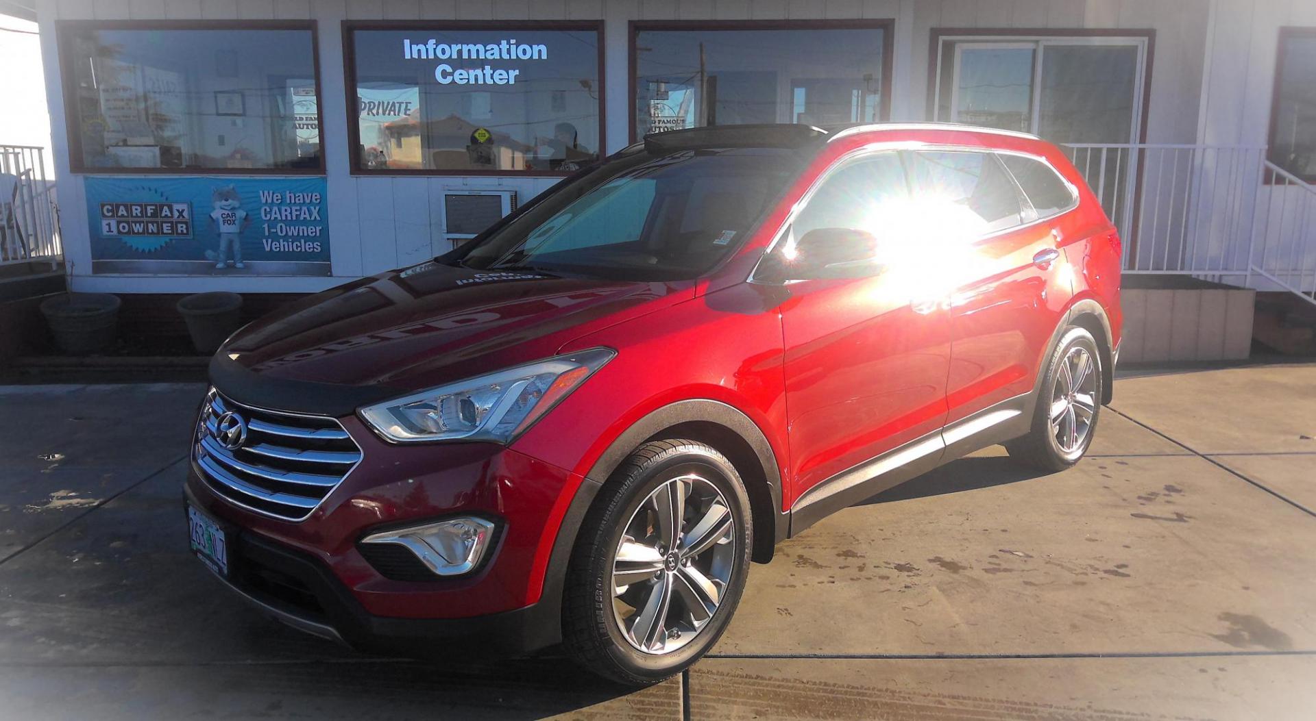 2014 RED Hyundai Santa Fe Limited AWD (KM8SRDHFXEU) with an 3.3L V6 DOHC 24V engine, 6-Speed Automatic transmission, located at 502 S. Riverside Avenue, Medford, OR, 97501, (541) 773-3136, 42.322803, -122.867477 - Photo#1