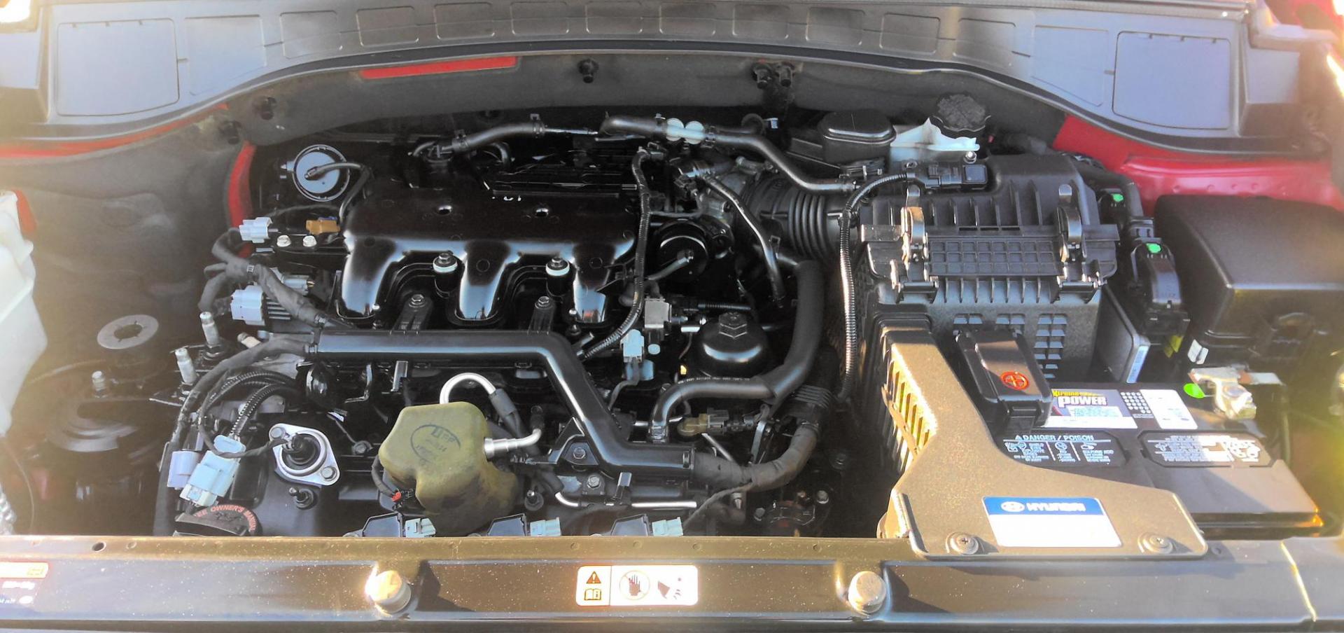 2014 RED Hyundai Santa Fe Limited AWD (KM8SRDHFXEU) with an 3.3L V6 DOHC 24V engine, 6-Speed Automatic transmission, located at 502 S. Riverside Avenue, Medford, OR, 97501, (541) 773-3136, 42.322803, -122.867477 - Photo#17