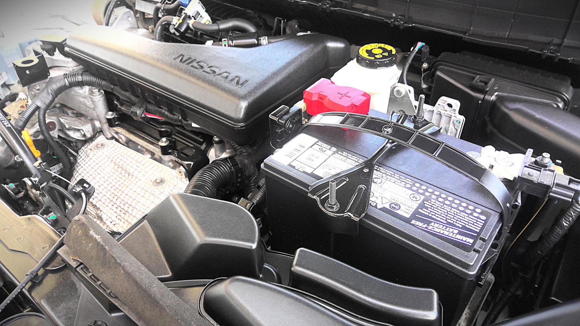 2020 WHITE Nissan Rogue S AWD (KNMAT2MV2LP) with an 2.5L L4 DOHC 16V engine, CVT transmission, located at 502 S. Riverside Avenue, Medford, OR, 97501, (541) 773-3136, 42.322803, -122.867477 - Photo#12