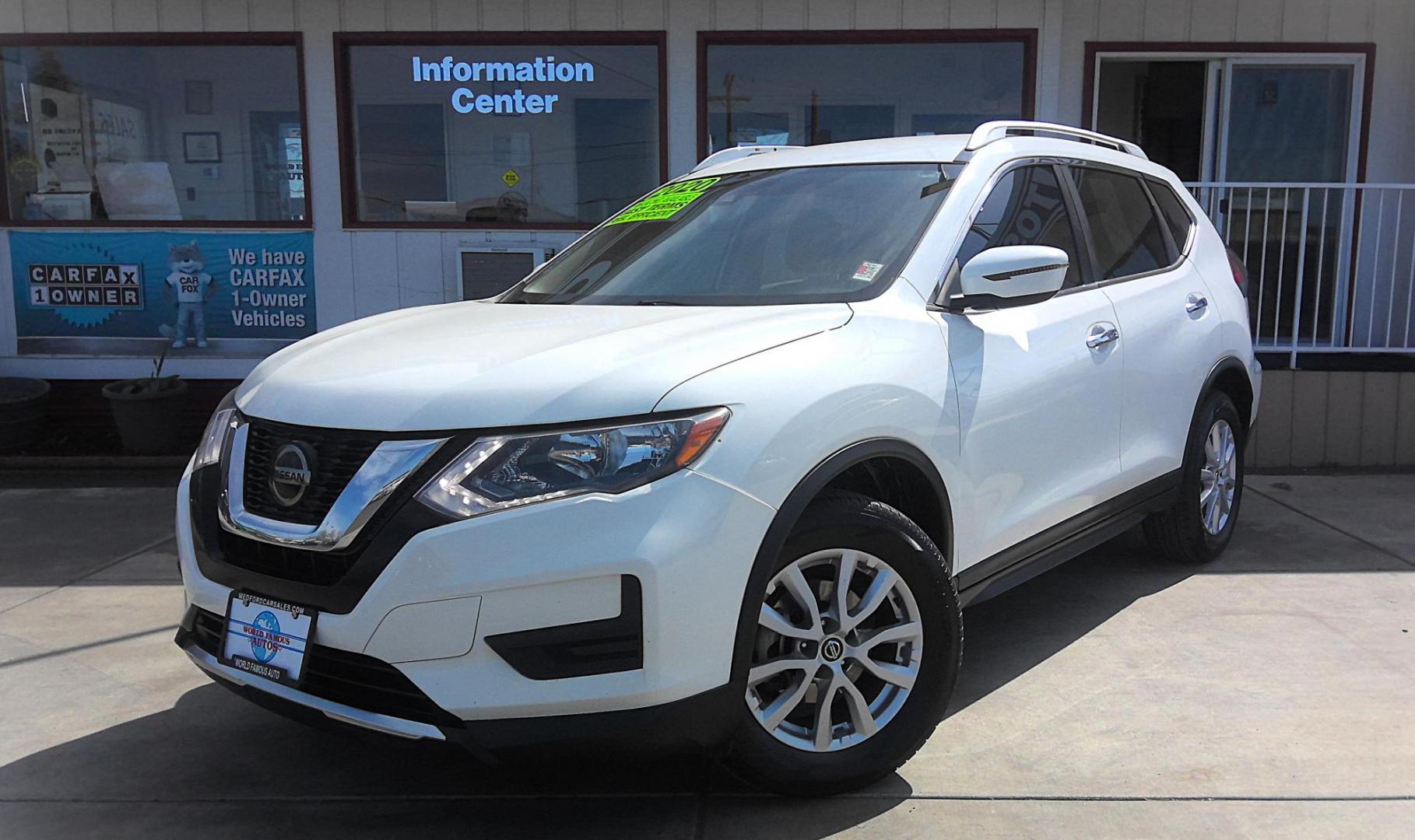 2020 WHITE Nissan Rogue S AWD (KNMAT2MV2LP) with an 2.5L L4 DOHC 16V engine, CVT transmission, located at 502 S. Riverside Avenue, Medford, OR, 97501, (541) 773-3136, 42.322803, -122.867477 - Photo#1
