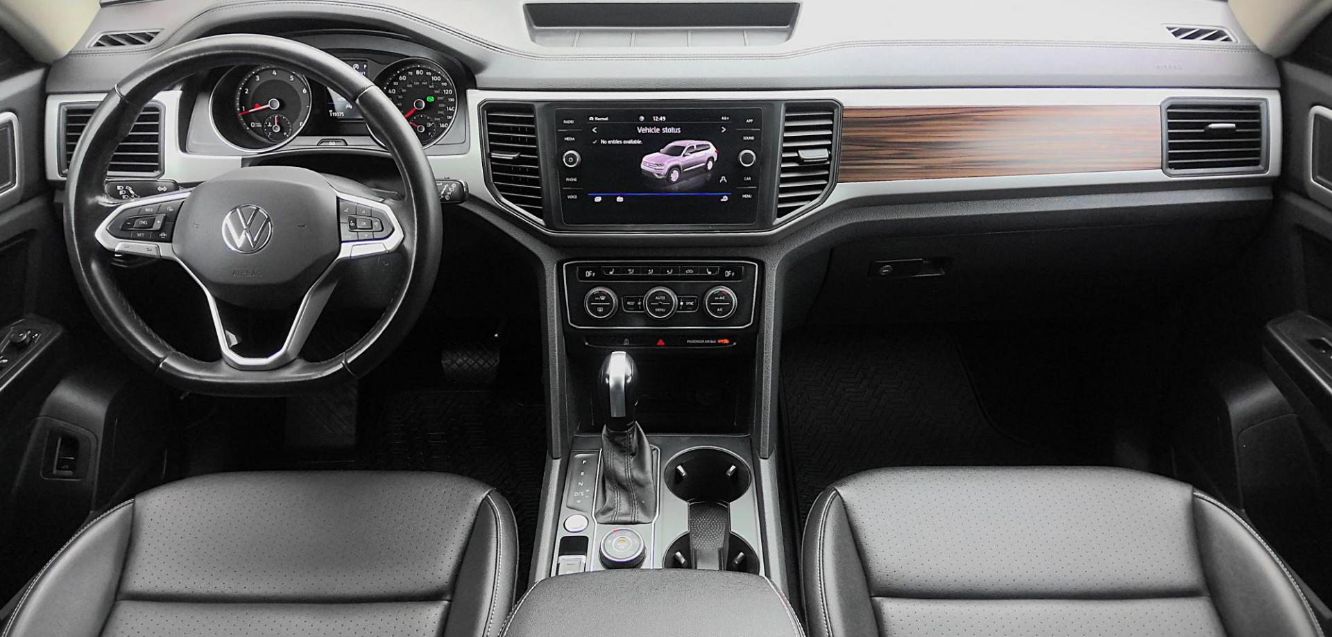 2021 GRAY Volkswagen Atlas SE 4MOTION (1V2LP2CA8MC) with an 2.0L L4 DOHC 16V engine, 8A transmission, located at 502 S. Riverside Avenue, Medford, OR, 97501, (541) 773-3136, 42.322803, -122.867477 - Photo#9