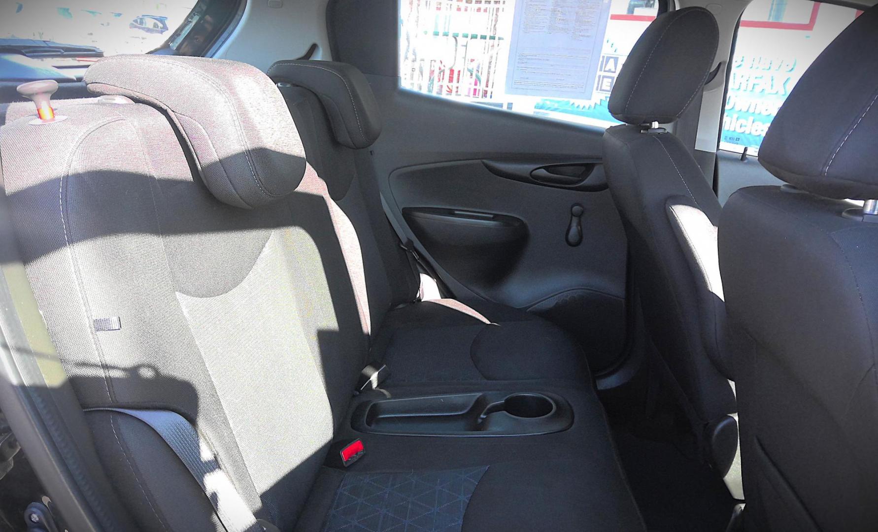 2019 BLACK Chevrolet Spark LS Manual (KL8CA6SA8KC) with an 1.4L L4 16V DOHC engine, 5M transmission, located at 502 S. Riverside Avenue, Medford, OR, 97501, (541) 773-3136, 42.322803, -122.867477 - Photo#5