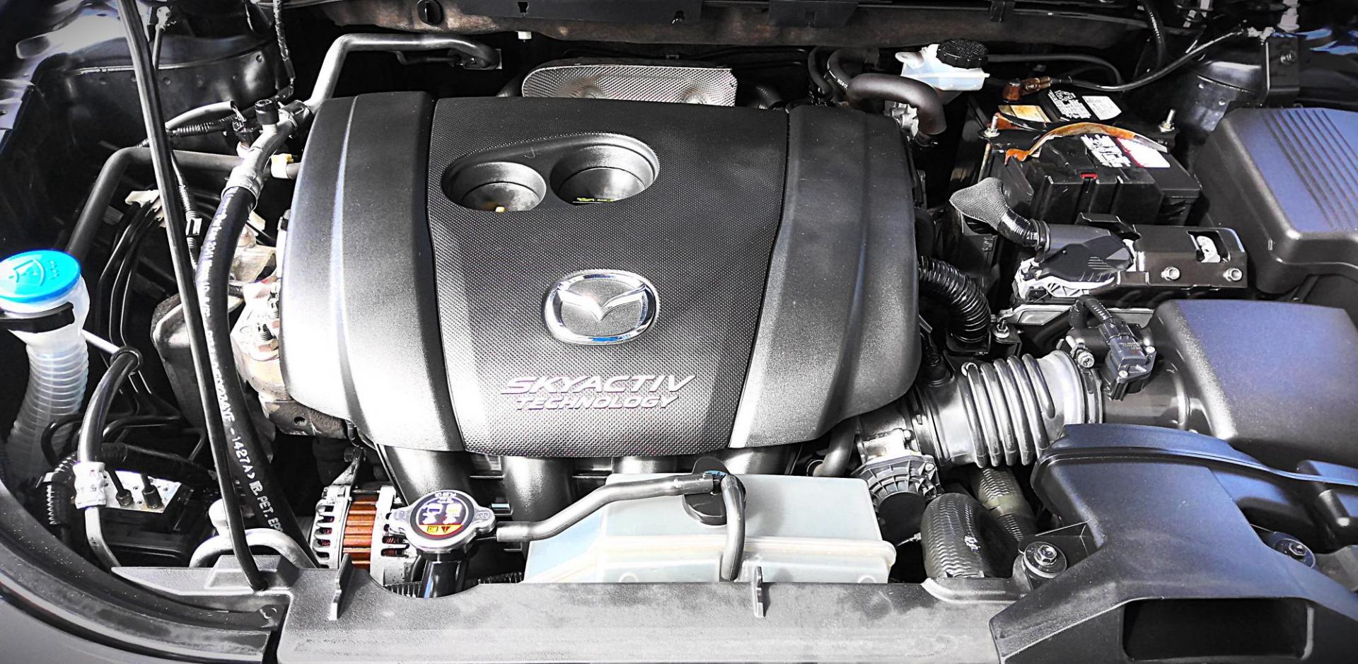 2017 BLACK Mazda CX-5 Sport AWD (JM3KFBBL4H0) with an 2.5L L4 DOHC 16V engine, 6A transmission, located at 502 S. Riverside Avenue, Medford, OR, 97501, (541) 773-3136, 42.322803, -122.867477 - Photo#9