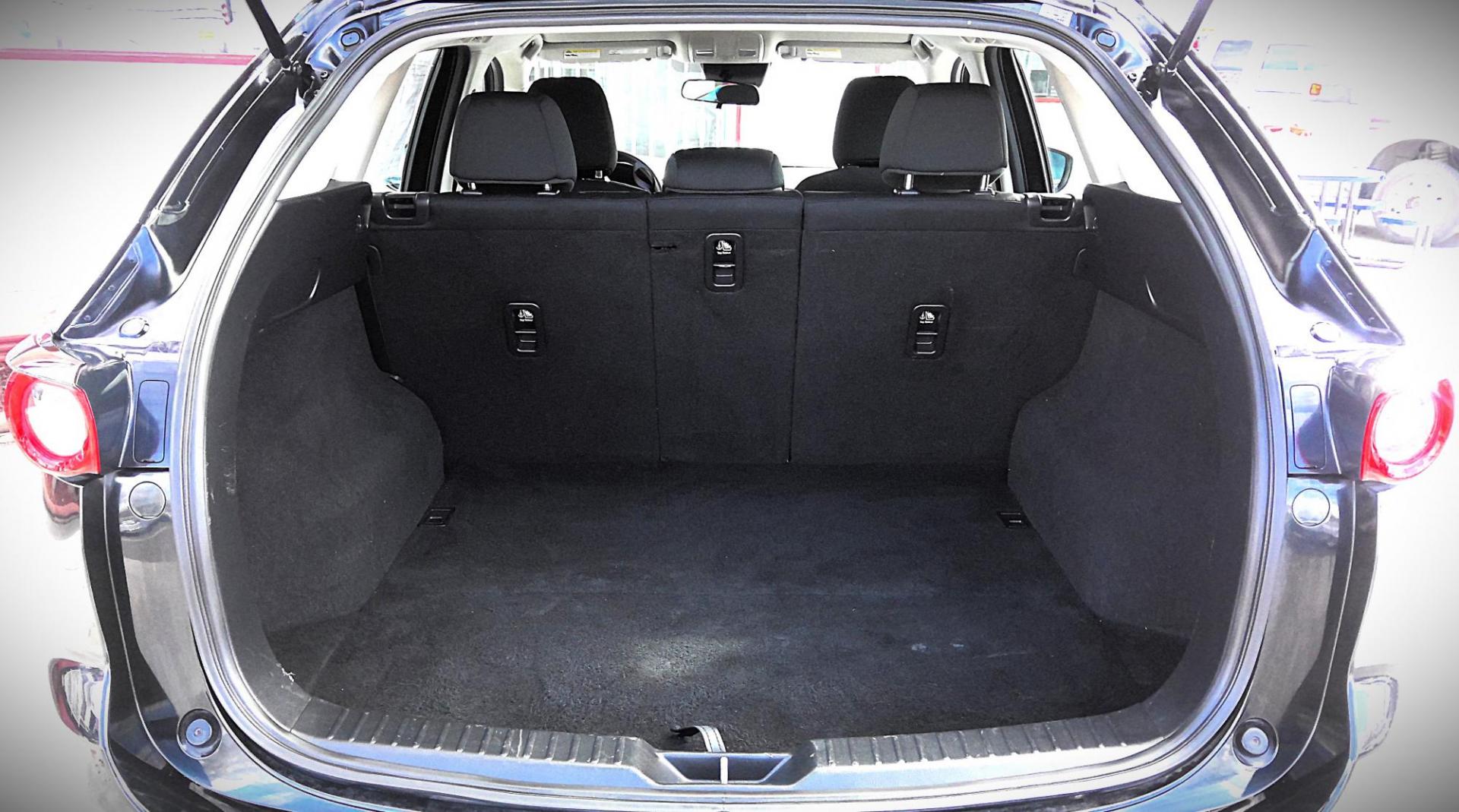 2017 BLACK Mazda CX-5 Sport AWD (JM3KFBBL4H0) with an 2.5L L4 DOHC 16V engine, 6A transmission, located at 502 S. Riverside Avenue, Medford, OR, 97501, (541) 773-3136, 42.322803, -122.867477 - Photo#3