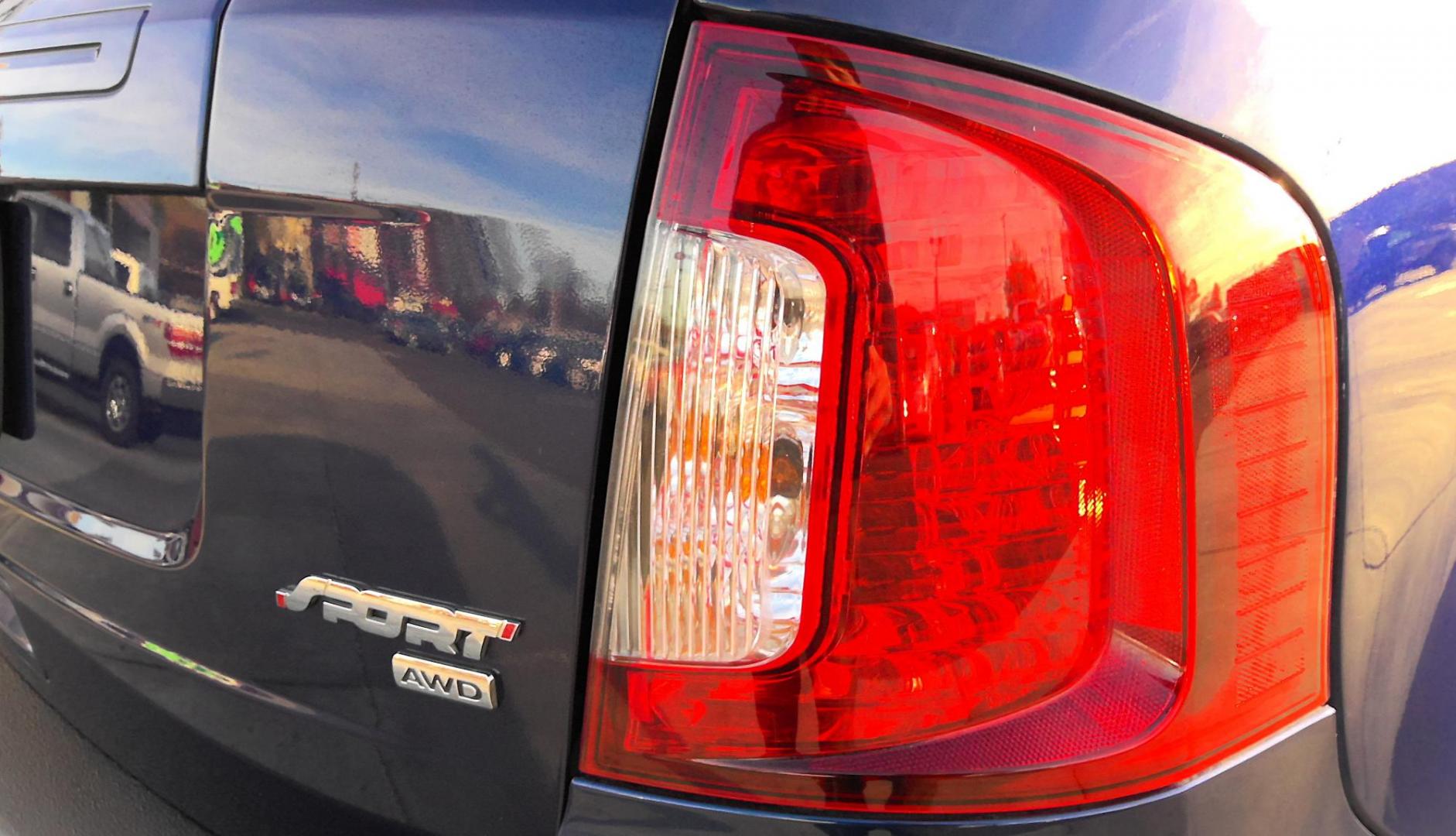 2011 BLUE Ford Edge Sport AWD (2FMDK4AK9BB) with an 3.7L V6 DOHC 24V engine, 6-Speed Automatic transmission, located at 502 S. Riverside Avenue, Medford, OR, 97501, (541) 773-3136, 42.322803, -122.867477 - Photo#3