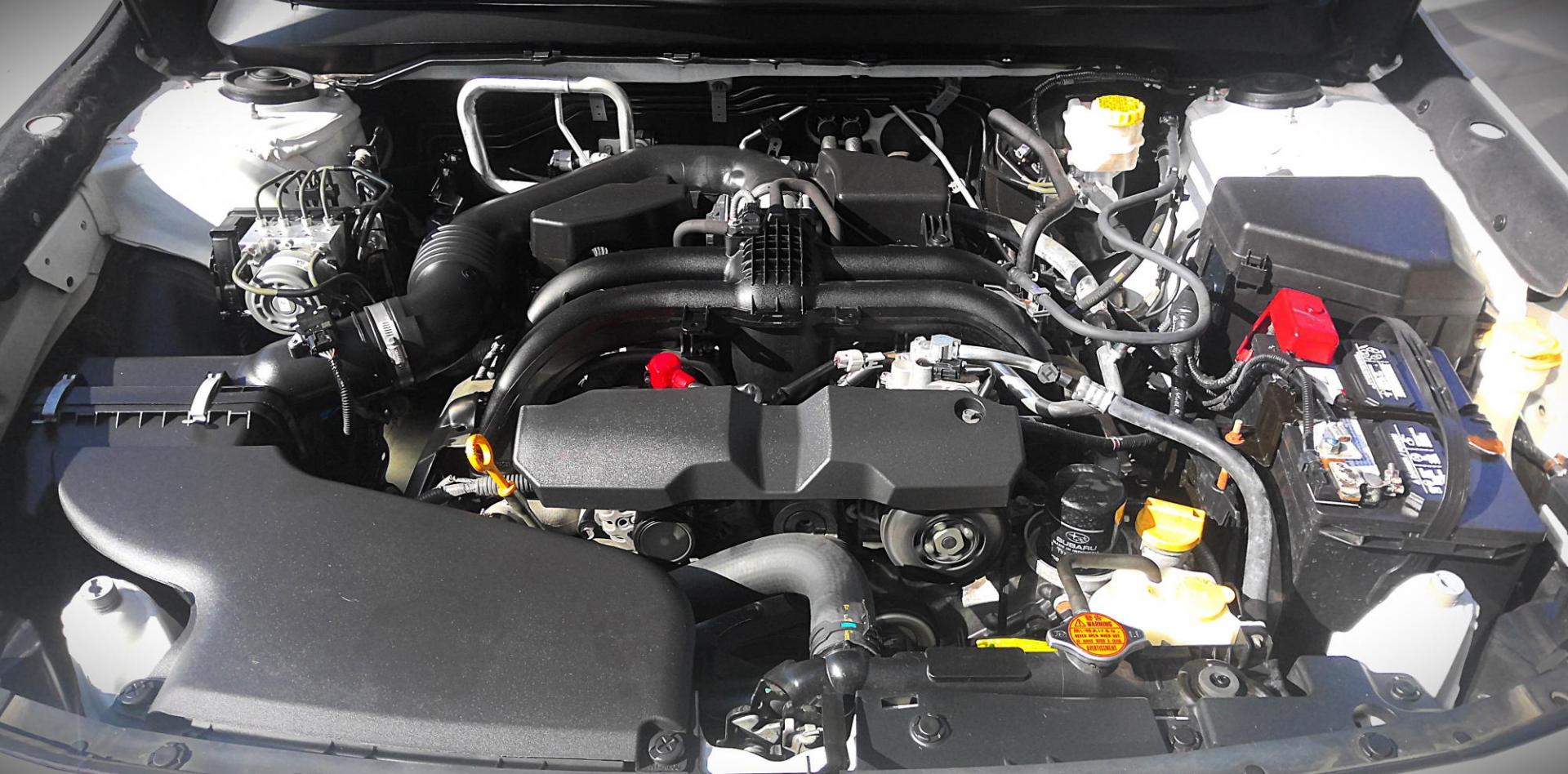 2019 WHITE Subaru Outback 2.5i Premium (4S4BSAHC6K3) with an 2.5L H4 DOHC 16V engine, CVT transmission, located at 502 S. Riverside Avenue, Medford, OR, 97501, (541) 773-3136, 42.322803, -122.867477 - Photo#10