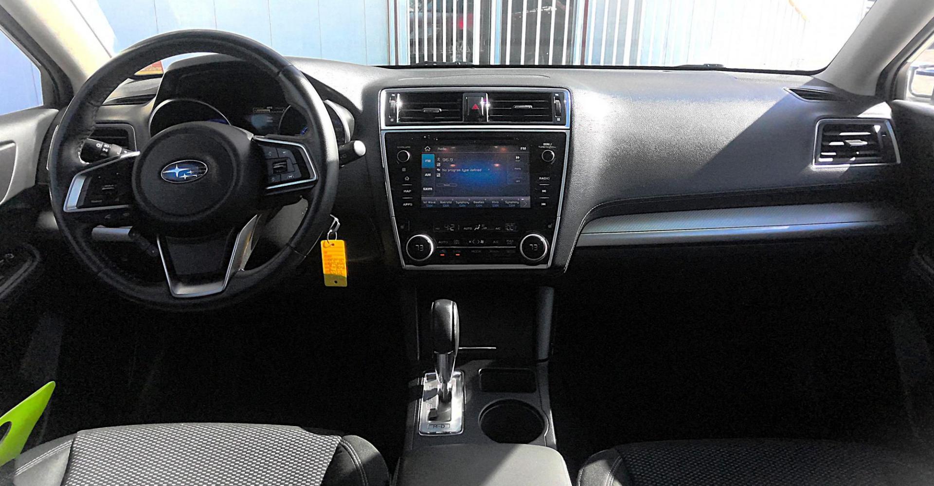 2019 WHITE Subaru Outback 2.5i Premium (4S4BSAHC6K3) with an 2.5L H4 DOHC 16V engine, CVT transmission, located at 502 S. Riverside Avenue, Medford, OR, 97501, (541) 773-3136, 42.322803, -122.867477 - Photo#8