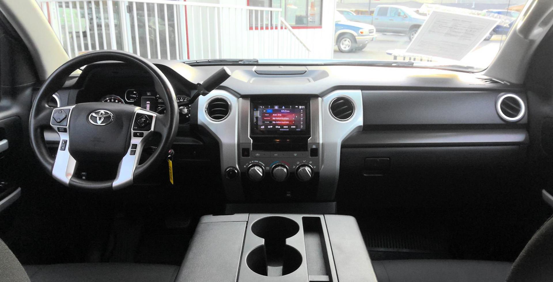 2018 GRAY Toyota Tundra SR5 4.6L V8 CrewMax 4WD (5TFDM5F13JX) with an 4.6L V8 DOHC 32V engine, 6A transmission, located at 502 S. Riverside Avenue, Medford, OR, 97501, (541) 773-3136, 42.322803, -122.867477 - Photo#7