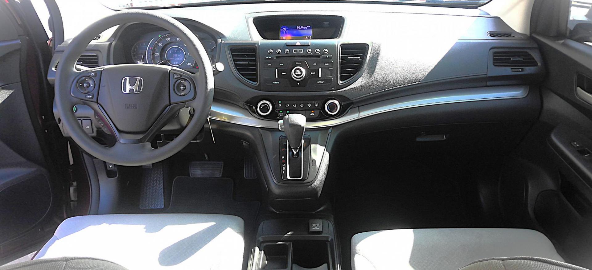 2015 RED Honda CR-V LX 2WD (2HKRM3H30FH) with an 2.4L L4 DOHC 16V engine, Continuously Variable Transmission transmission, located at 502 S. Riverside Avenue, Medford, OR, 97501, (541) 773-3136, 42.322803, -122.867477 - Photo#7