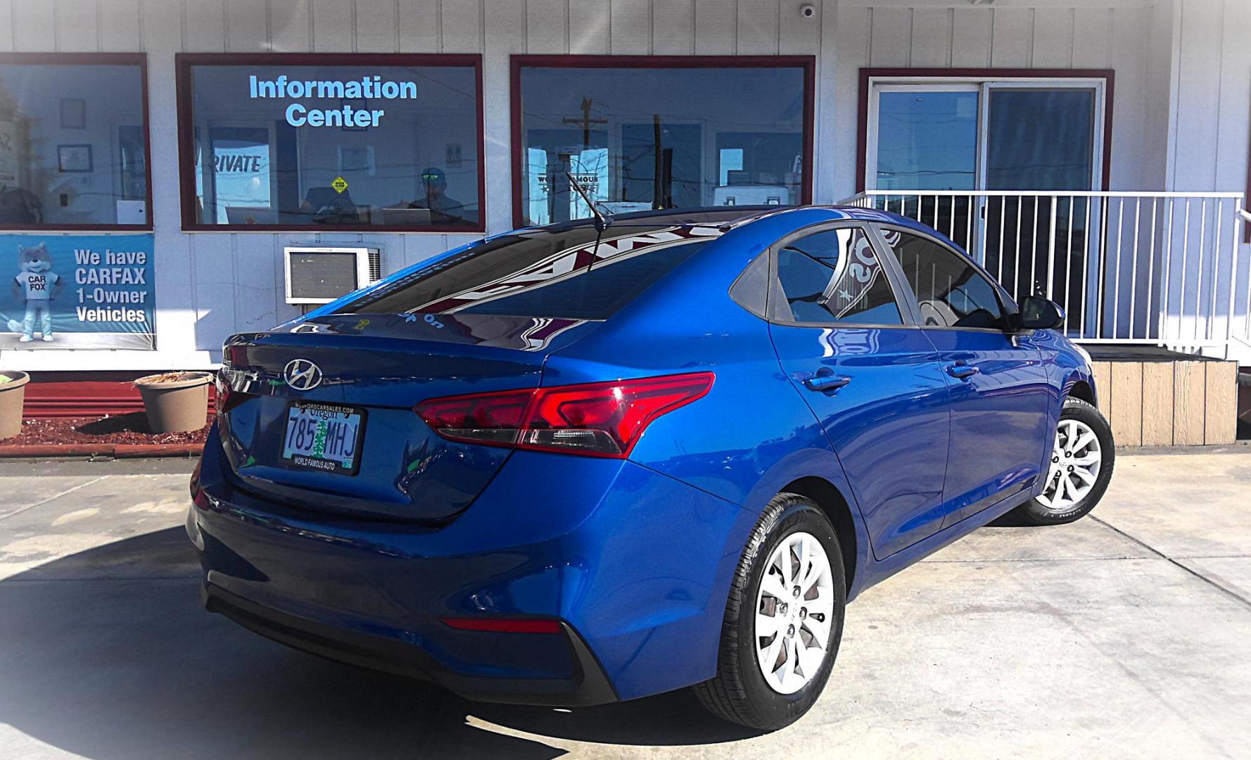 2019 BLUE Hyundai Accent SE 4-Door 6A (3KPC24A36KE) with an 1.6L L4 DOHC 16V engine, 6A transmission, located at 502 S. Riverside Avenue, Medford, OR, 97501, (541) 773-3136, 42.322803, -122.867477 - Photo#2