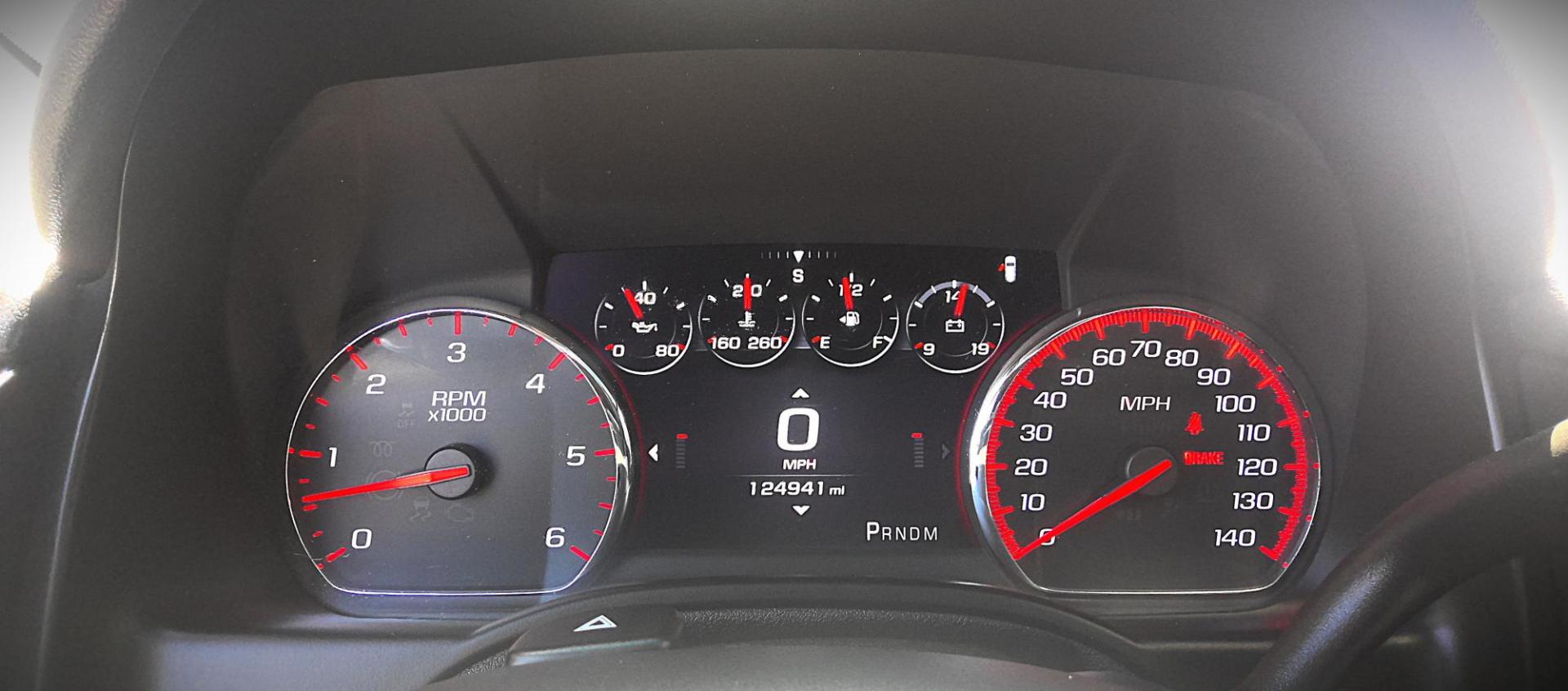 2015 BLACK GMC Yukon Denali 4WD (1GKS2CKJ4FR) with an 6.2L V8 OHV 16V engine, 6-Speed Automatic transmission, located at 502 S. Riverside Avenue, Medford, OR, 97501, (541) 773-3136, 42.322803, -122.867477 - Photo#15
