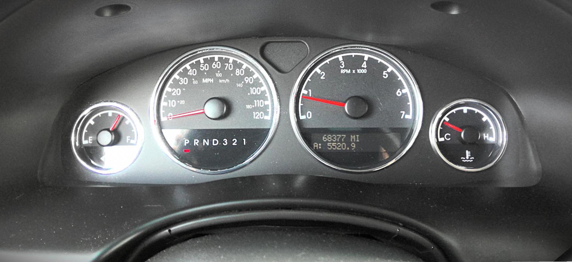 2006 WHITE Chevrolet Uplander EXT LS FWD 1LS (1GNDV23L66D) with an 3.5L V6 OHV 16V engine, 4-Speed Automatic Overdrive transmission, located at 502 S. Riverside Avenue, Medford, OR, 97501, (541) 773-3136, 42.322803, -122.867477 - Photo#11