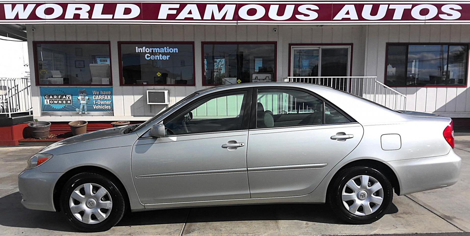 2003 SILVER Toyota Camry LE (JTDBE32KX30) with an 2.4L L4 DOHC 16V engine, located at 502 S. Riverside Avenue, Medford, OR, 97501, (541) 773-3136, 42.322803, -122.867477 - Photo#0