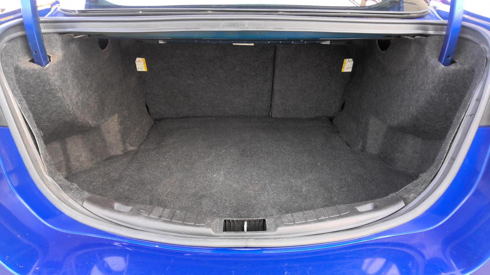 2014 BLUE Ford Fusion SE (3FA6P0HD8ER) with an 1.5L L4 DOHC 16V engine, located at 502 S. Riverside Avenue, Medford, OR, 97501, (541) 773-3136, 42.322803, -122.867477 - Photo#4