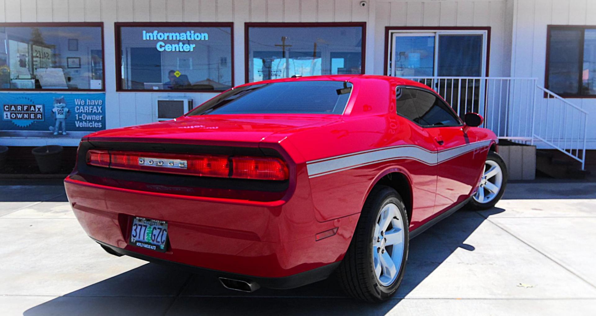 2012 RED Dodge Challenger SXT (2C3CDYAG3CH) with an 3.6L V6 DOHC 24V engine, 4-Speed Automatic transmission, located at 502 S. Riverside Avenue, Medford, OR, 97501, (541) 773-3136, 42.322803, -122.867477 - Photo#2