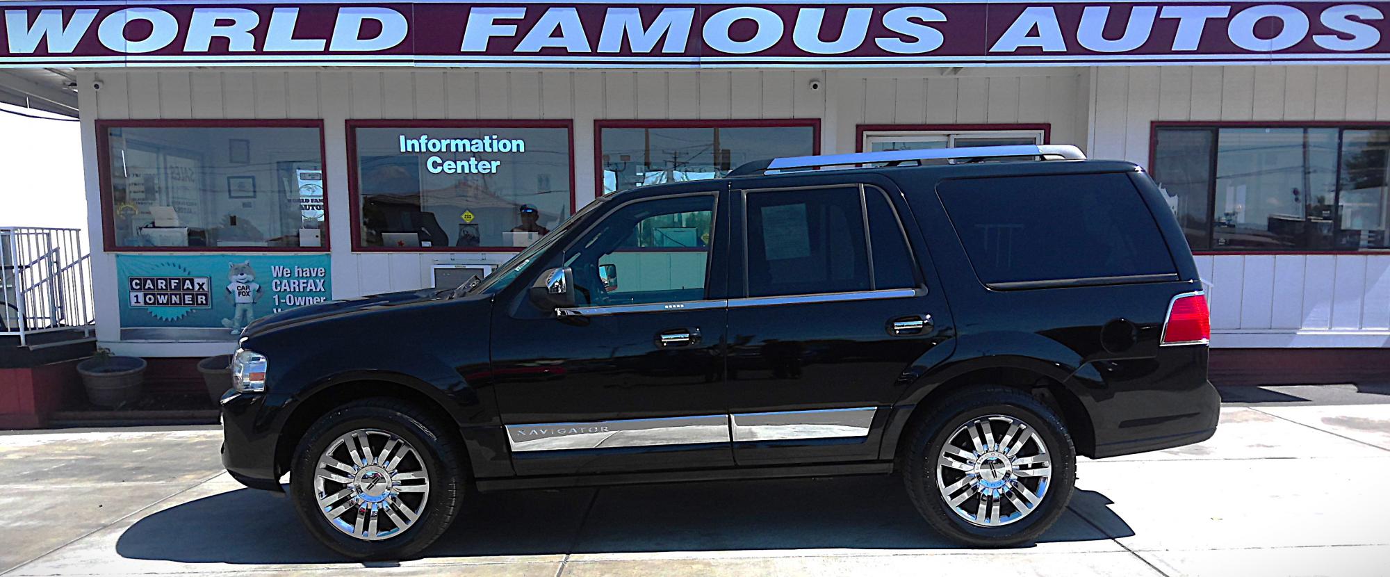 photo of 2007 Lincoln Navigator 4WD Luxury