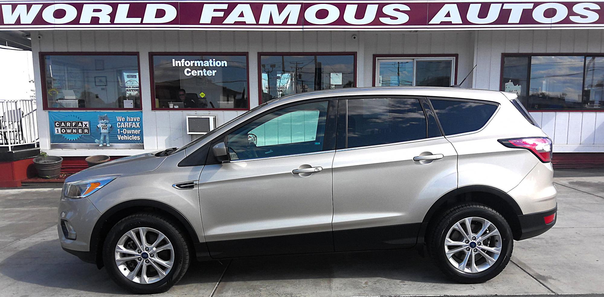 photo of 2017 Ford Escape SE 4WD