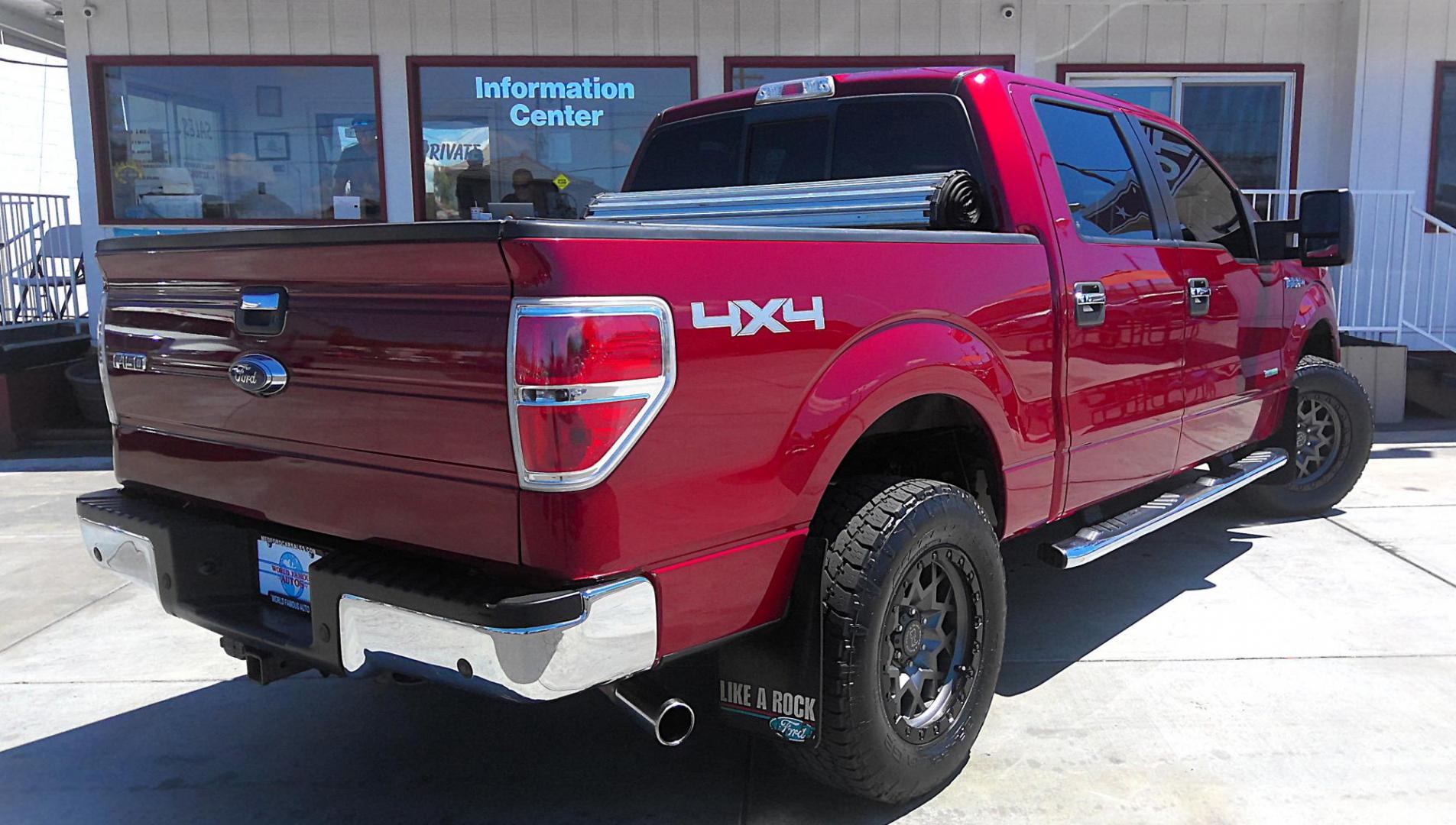2014 RED Ford F-150 FX4 SuperCrew 5.5-ft. Bed 4WD (1FTFW1ET3EF) with an 3.5L V6 TURBO engine, 6-Speed Automatic transmission, located at 502 S. Riverside Avenue, Medford, OR, 97501, (541) 773-3136, 42.322803, -122.867477 - Photo#2