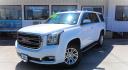 2020 WHITE GMC Yukon SLT 4WD (1GKS2BKC8LR) with an 5.3L V8 OHV 16V FFV engine, 6A transmission, located at 502 S. Riverside Avenue, Medford, OR, 97501, (541) 773-3136, 42.322803, -122.867477 - Photo#1