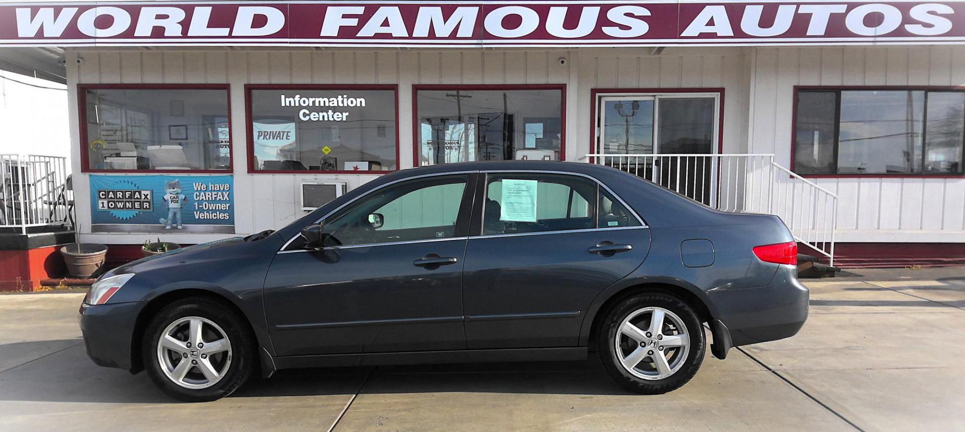 2005 GRAY Honda Accord EX Sedan AT (JHMCM56735C) with an 2.4L L4 DOHC 16V engine, 5-Speed Automatic transmission, located at 502 S. Riverside Avenue, Medford, OR, 97501, (541) 773-3136, 42.322803, -122.867477 - Photo#0