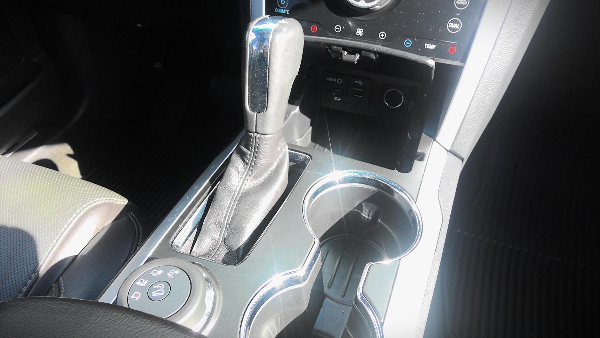 2014 SILVER Ford Explorer Sport 4WD (1FM5K8GT8EG) with an 3.5L V6 DOHC 24V engine, 6-Speed Automatic transmission, located at 502 S. Riverside Avenue, Medford, OR, 97501, (541) 773-3136, 42.322803, -122.867477 - Photo#14