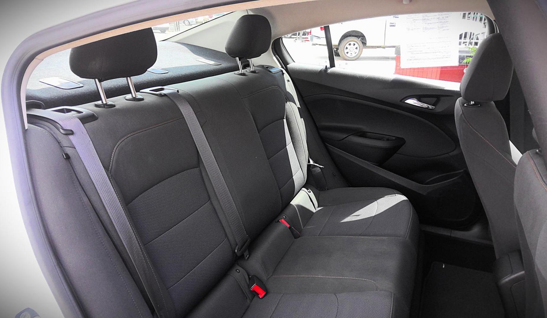 2017 WHITE Chevrolet Cruze LS Auto (3G1BC5SM4HS) with an 1.4L L4 DOHC 16V TURBO engine, 6A transmission, located at 502 S. Riverside Avenue, Medford, OR, 97501, (541) 773-3136, 42.322803, -122.867477 - Photo#5