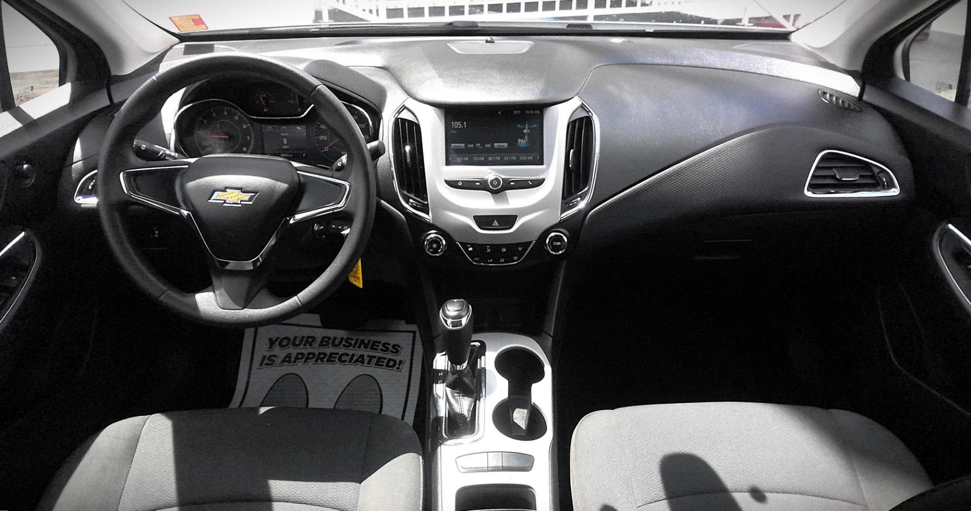 2017 WHITE Chevrolet Cruze LS Auto (3G1BC5SM4HS) with an 1.4L L4 DOHC 16V TURBO engine, 6A transmission, located at 502 S. Riverside Avenue, Medford, OR, 97501, (541) 773-3136, 42.322803, -122.867477 - Photo#6