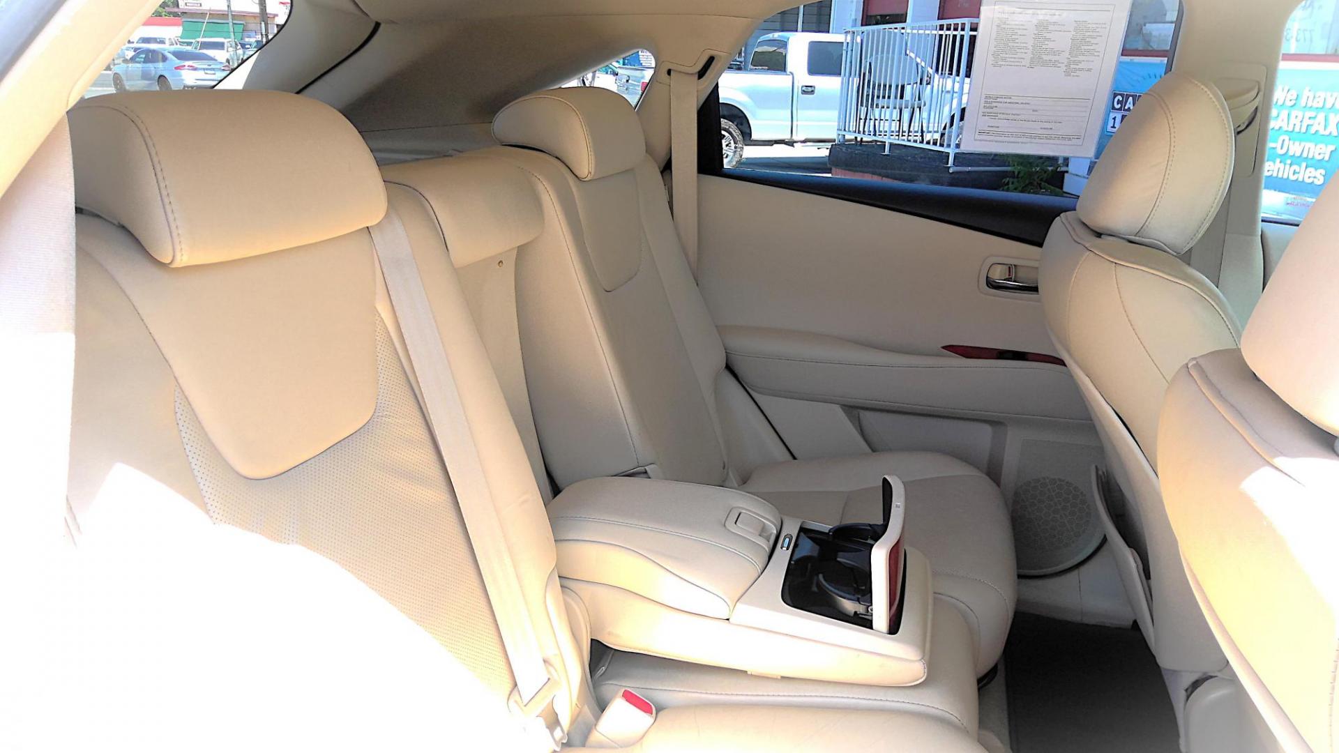 2010 GOLD Lexus RX 350 AWD (2T2BK1BAXAC) with an 3.5L V6 DOHC 24V engine, 5-Speed Automatic transmission, located at 502 S. Riverside Avenue, Medford, OR, 97501, (541) 773-3136, 42.322803, -122.867477 - Photo#8