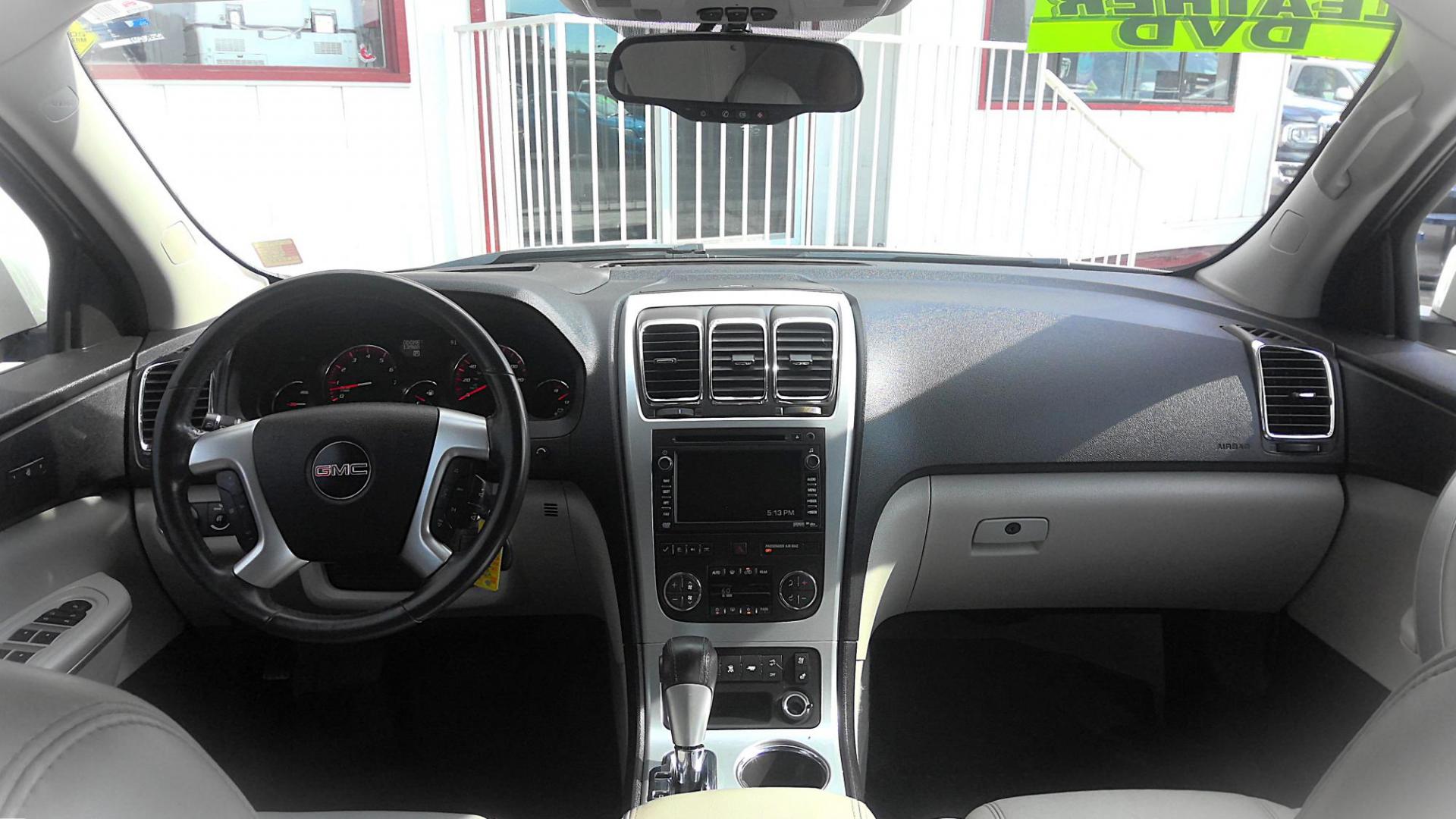 2010 WHITE GMC Acadia SLT-2 FWD (1GKLVNED0AJ) with an 3.6L V6 DOHC 24V engine, 6-Speed Automatic transmission, located at 502 S. Riverside Avenue, Medford, OR, 97501, (541) 773-3136, 42.322803, -122.867477 - Photo#14