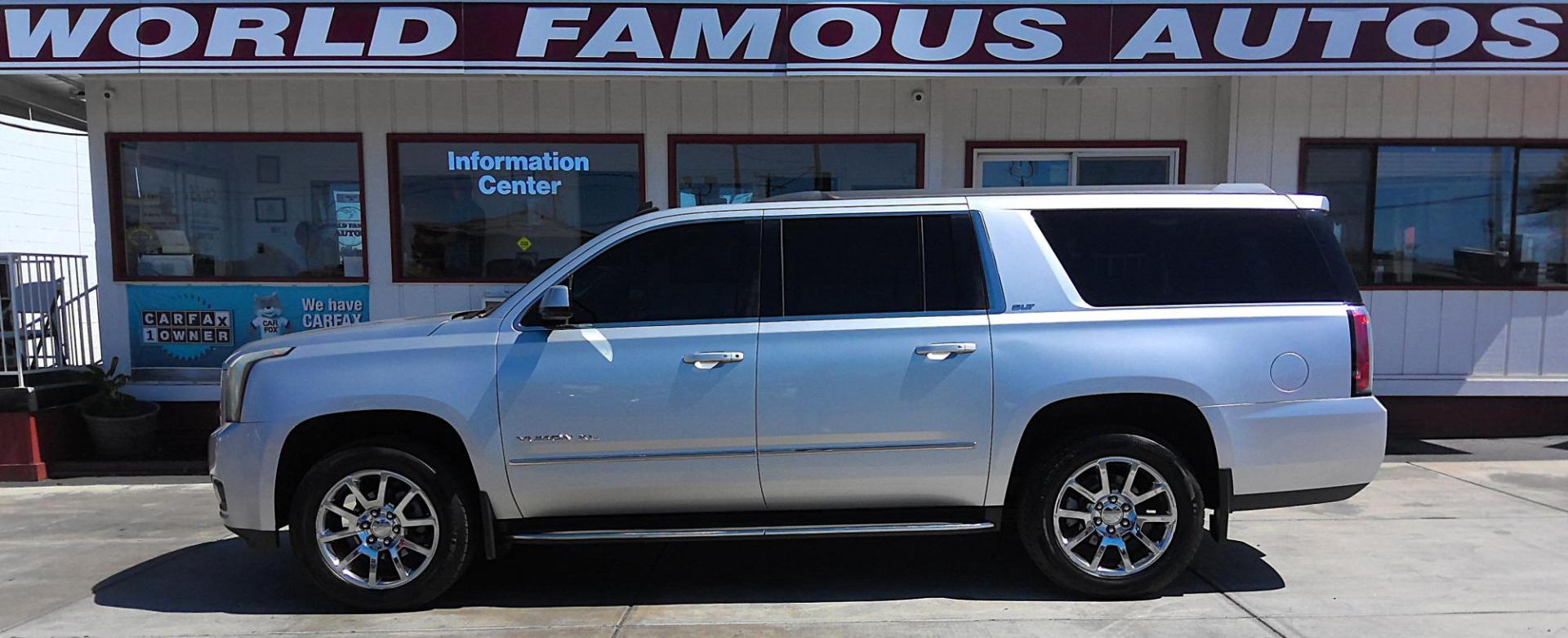 2015 SILVER GMC Yukon XL SLT 1/2 Ton 4WD (1GKS2HKC3FR) with an 5.3L V8 OHV 16V engine, 6-Speed Automatic transmission, located at 502 S. Riverside Avenue, Medford, OR, 97501, (541) 773-3136, 42.322803, -122.867477 - Photo#0