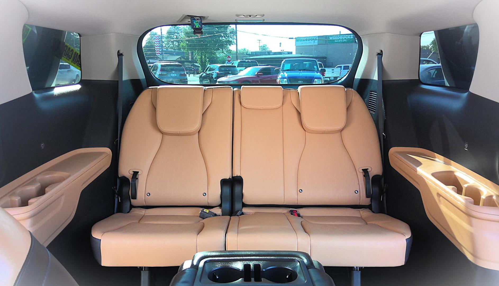 2024 WHITE Kia Carnival LX Seat Package (KNDNB4H38R6) with an 3.5L V6 DOHC 24V engine, 8A transmission, located at 502 S. Riverside Avenue, Medford, OR, 97501, (541) 773-3136, 42.322803, -122.867477 - Photo#7