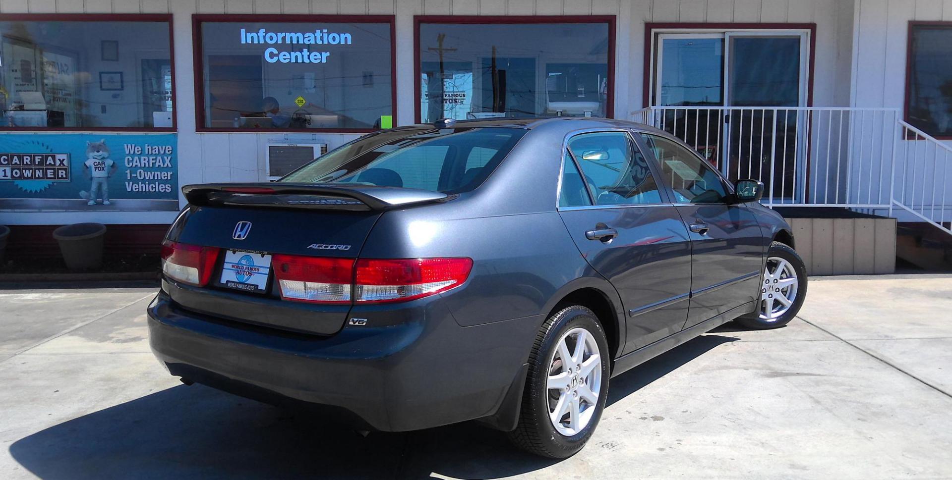 2004 GRAY Honda Accord EX V-6 Sedan AT with Navigation System and XM Radi (1HGCM66854A) with an 3.0L V6 SOHC 24V engine, 5-Speed Automatic Overdrive transmission, located at 502 S. Riverside Avenue, Medford, OR, 97501, (541) 773-3136, 42.322803, -122.867477 - Photo#2